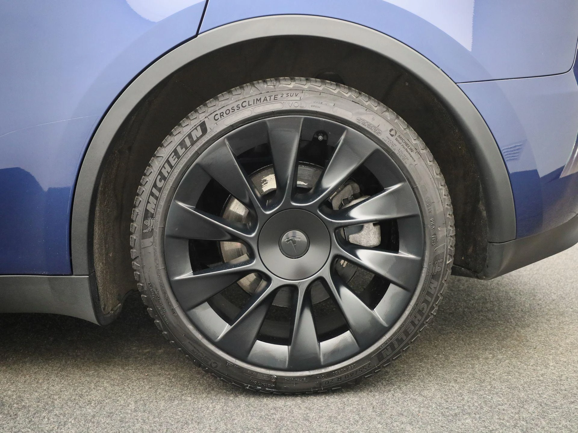 Tesla-Model Y-image-10
