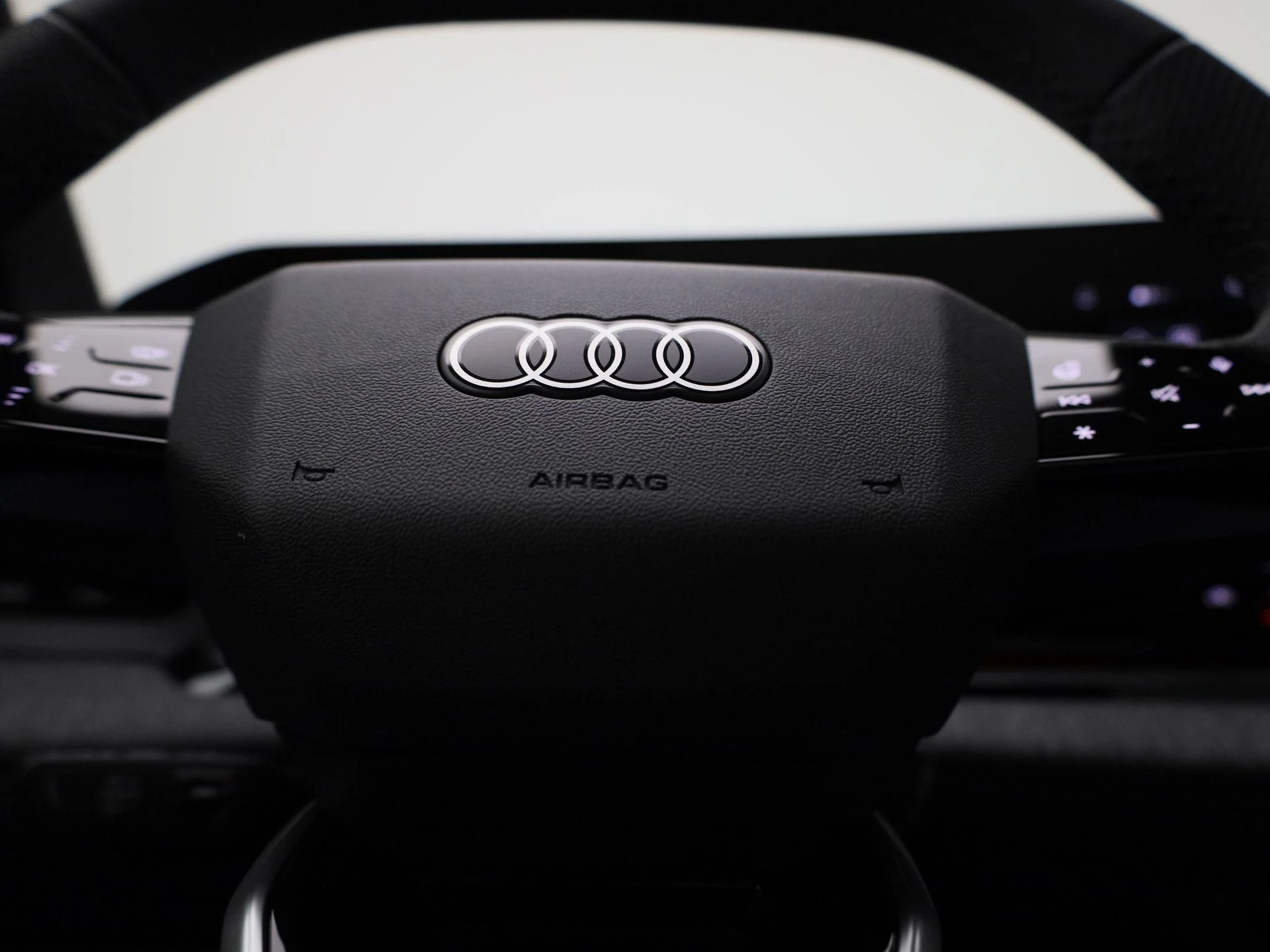 Audi-Q6 e-tron-image-26