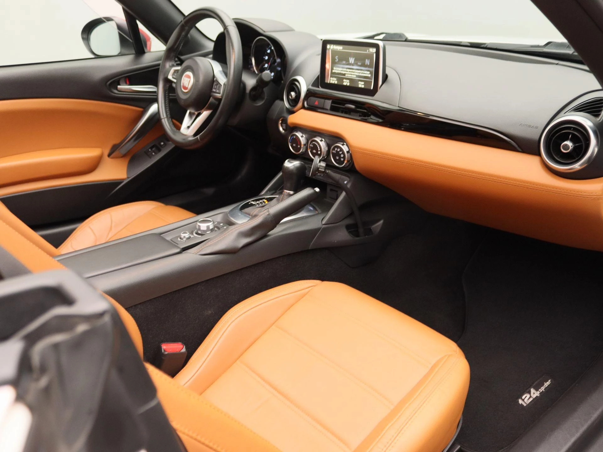 Fiat-124 Spider-image-26