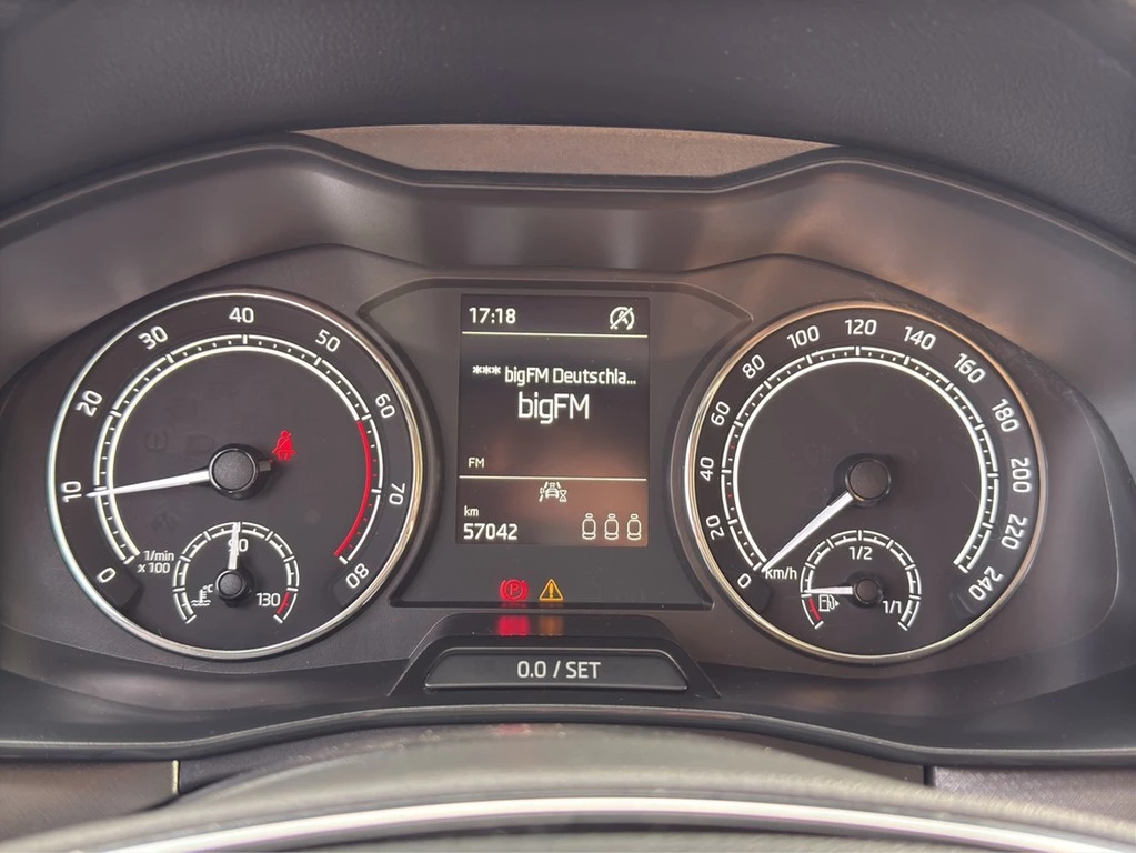 Škoda Kamiq 1.0 TSI Clever *KAMERA*LED*SITZHEIZUNG*