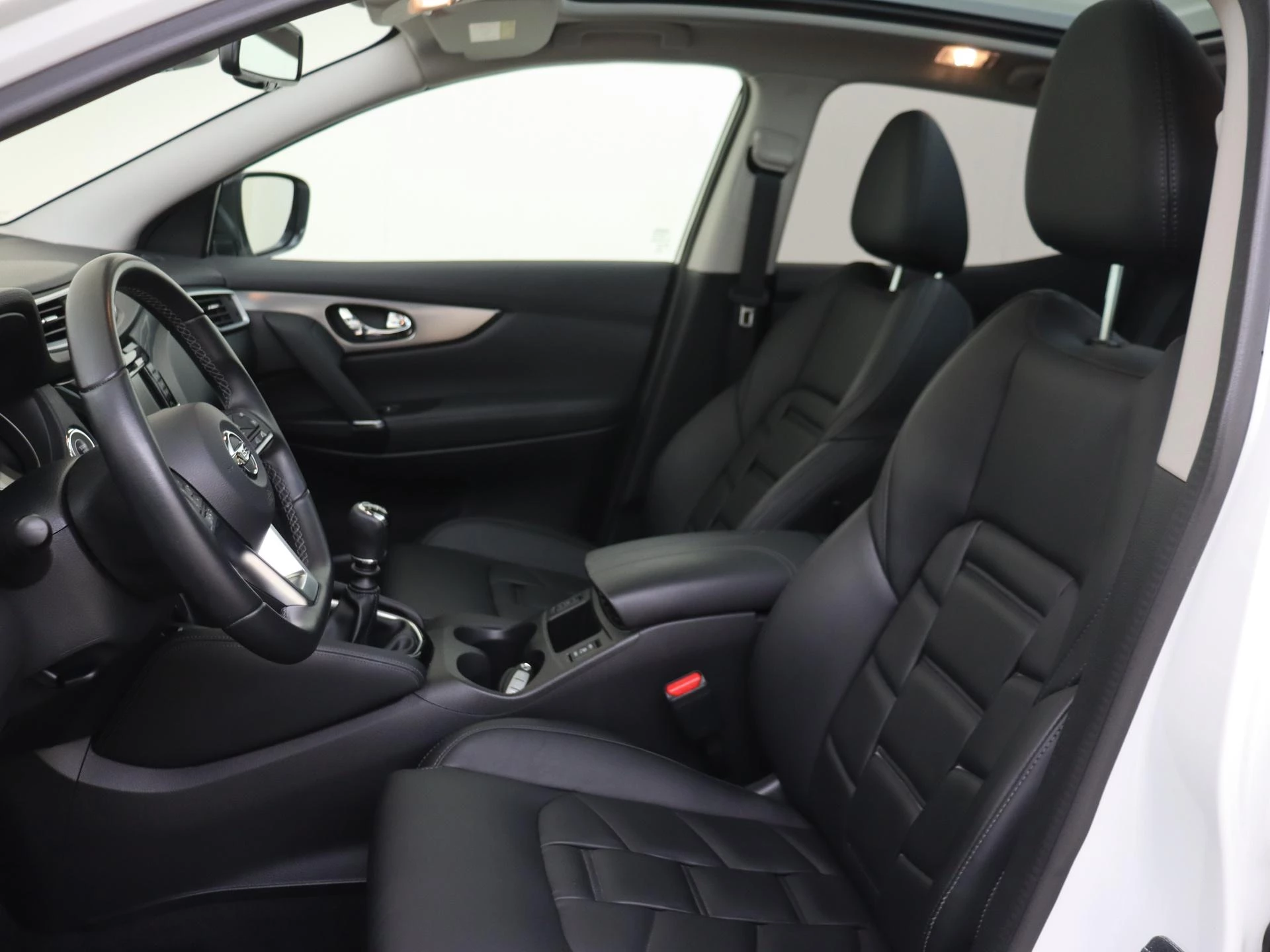 Nissan QASHQAI 1.3 DIG-T Premium Edition