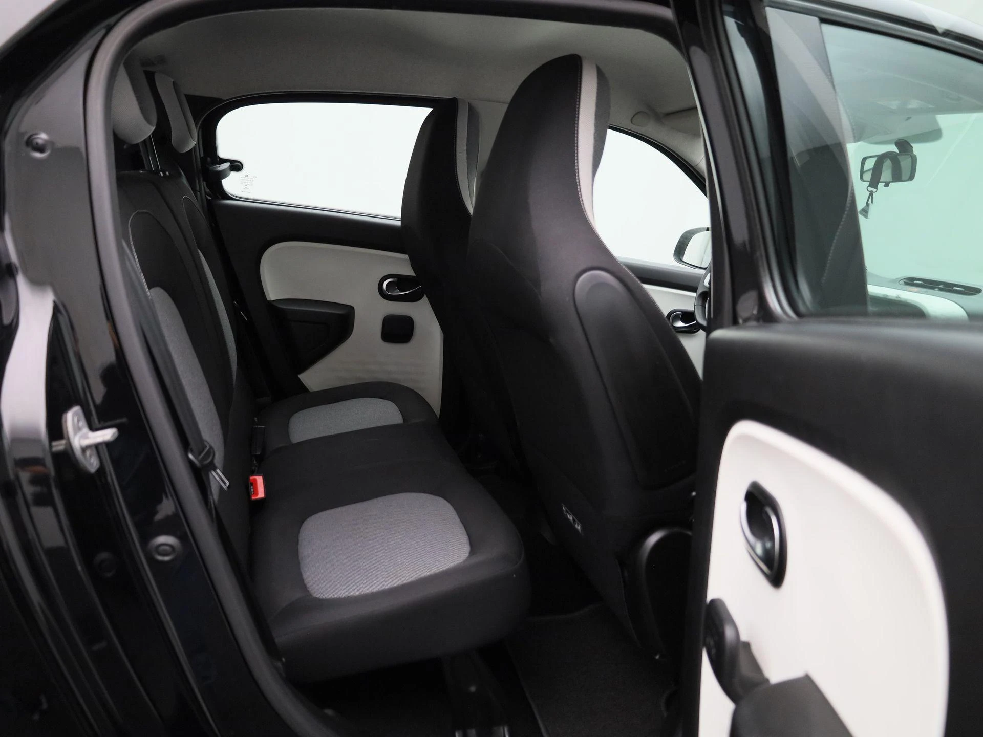 Renault-Twingo-image-26