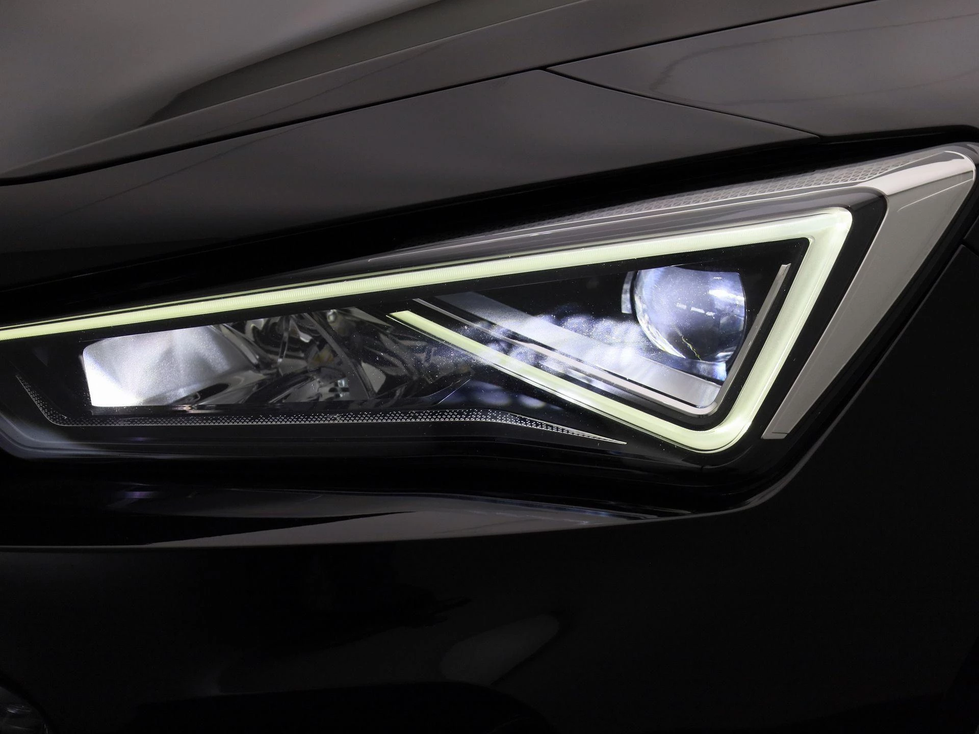 CUPRA Formentor 1.4 e-HYBRID DSG