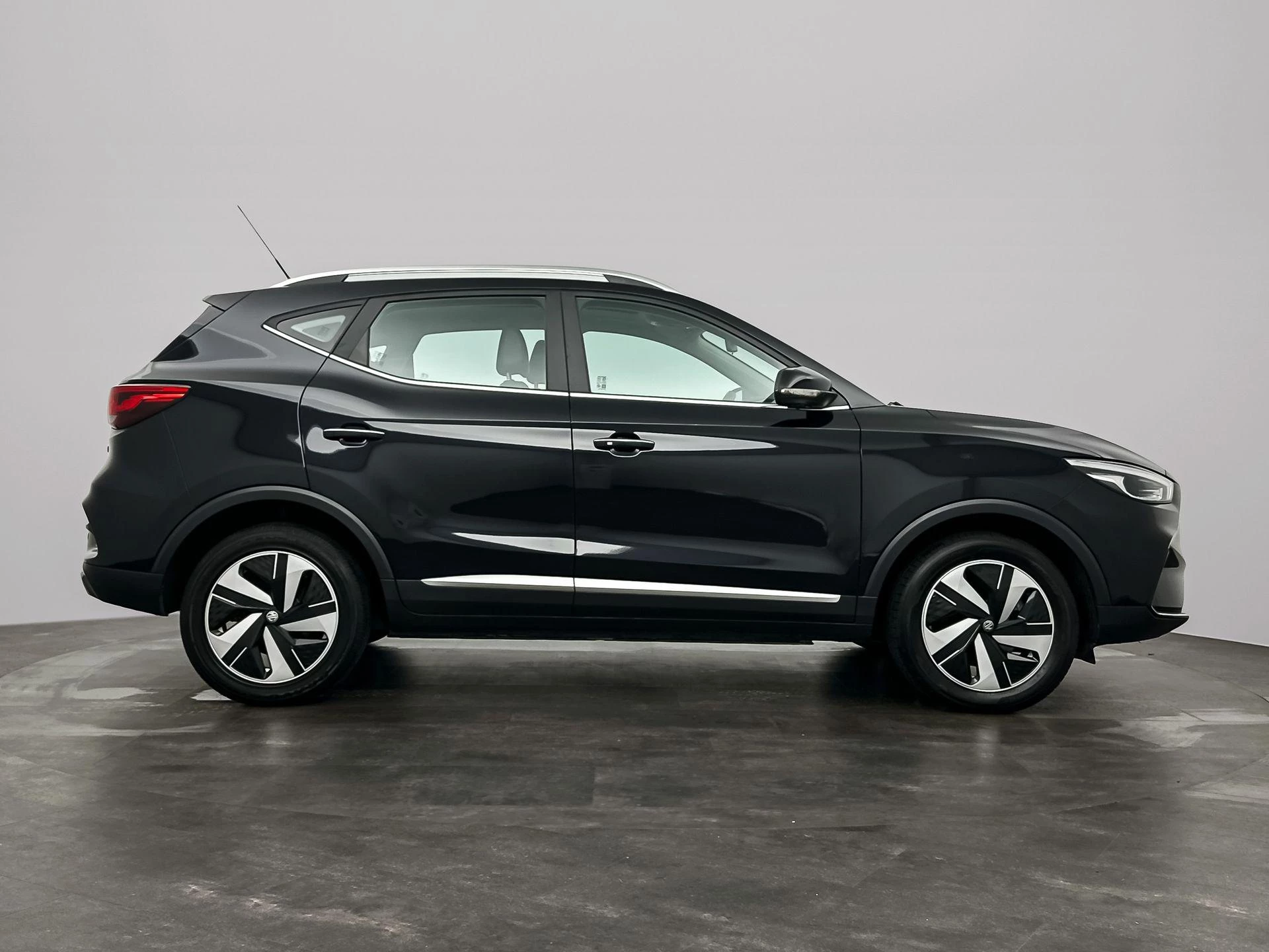 MG ZS EV Standard Range Luxury 50 kWh