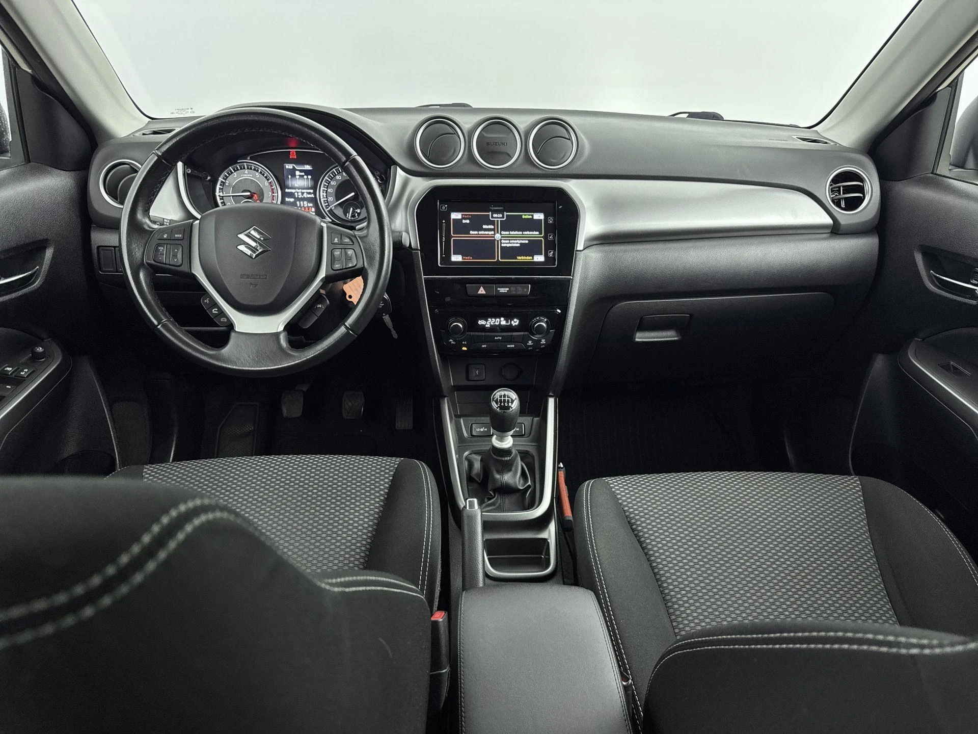 Suzuki-Vitara-image-18