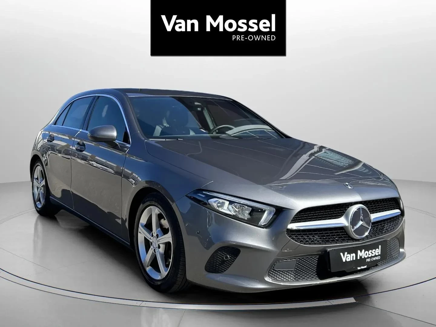 Mercedes-Benz-A-Klasse-image-2