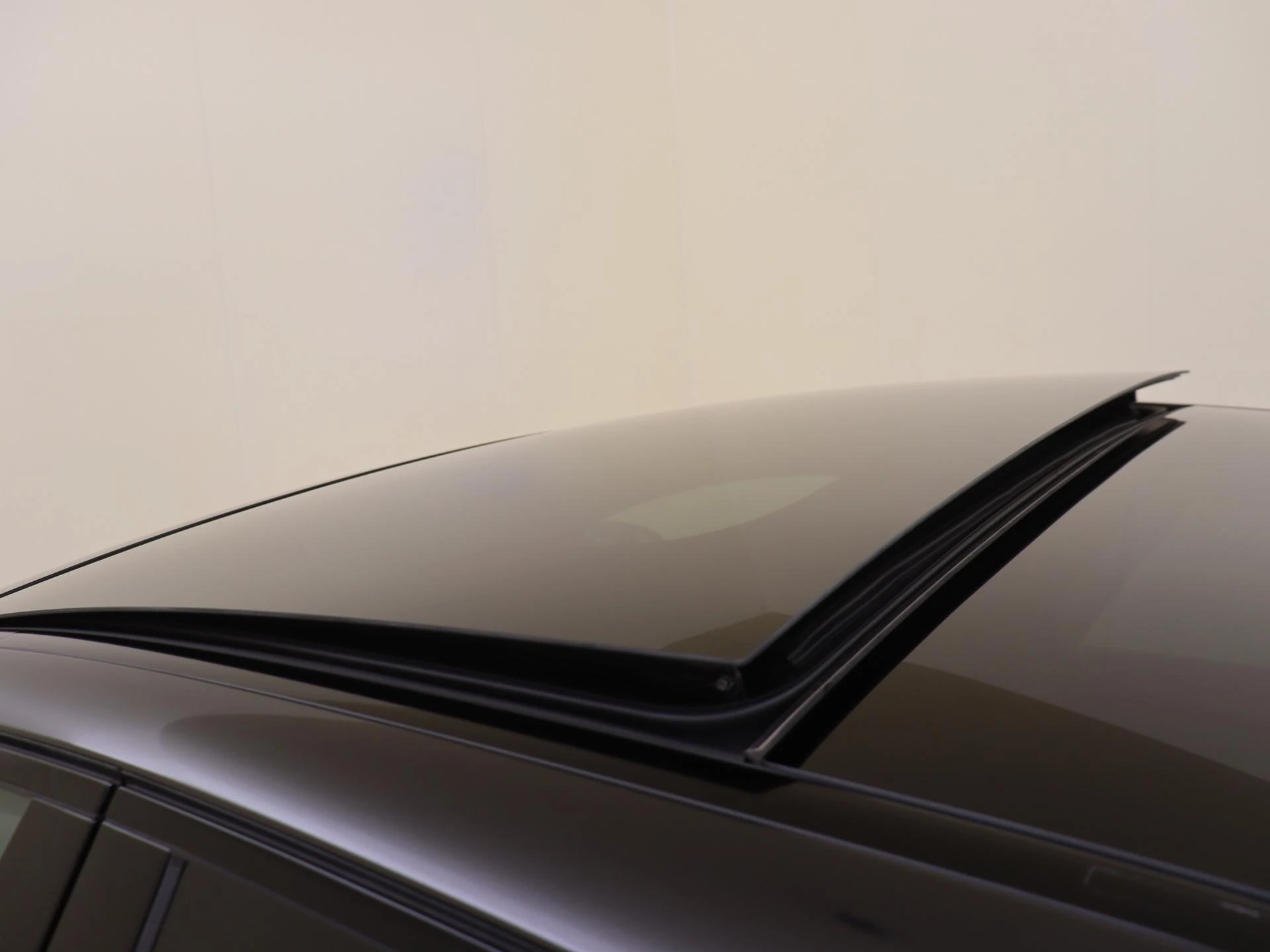 Mercedes-Benz-E-Klasse-image-34