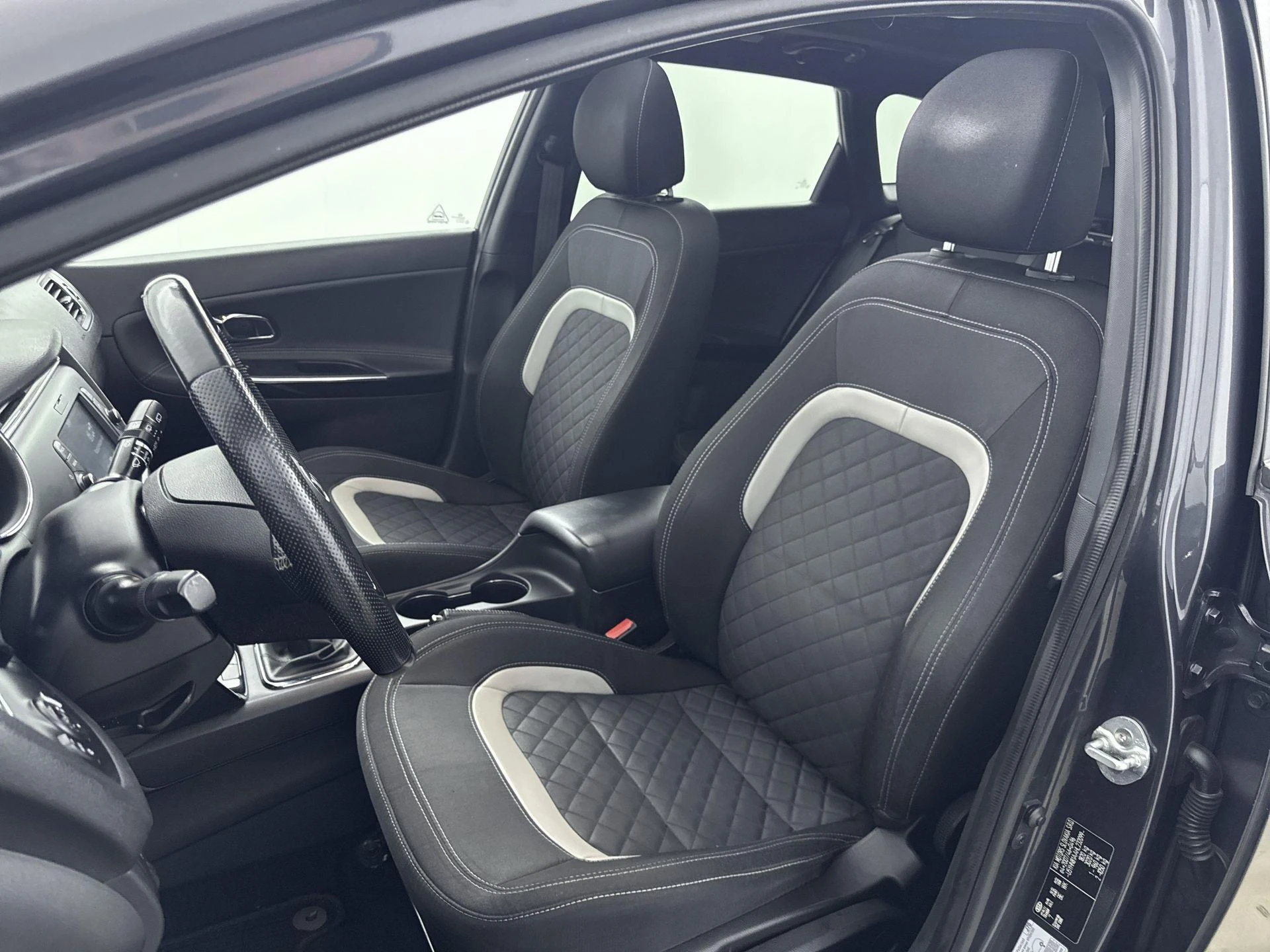 Kia-cee'd-image-23