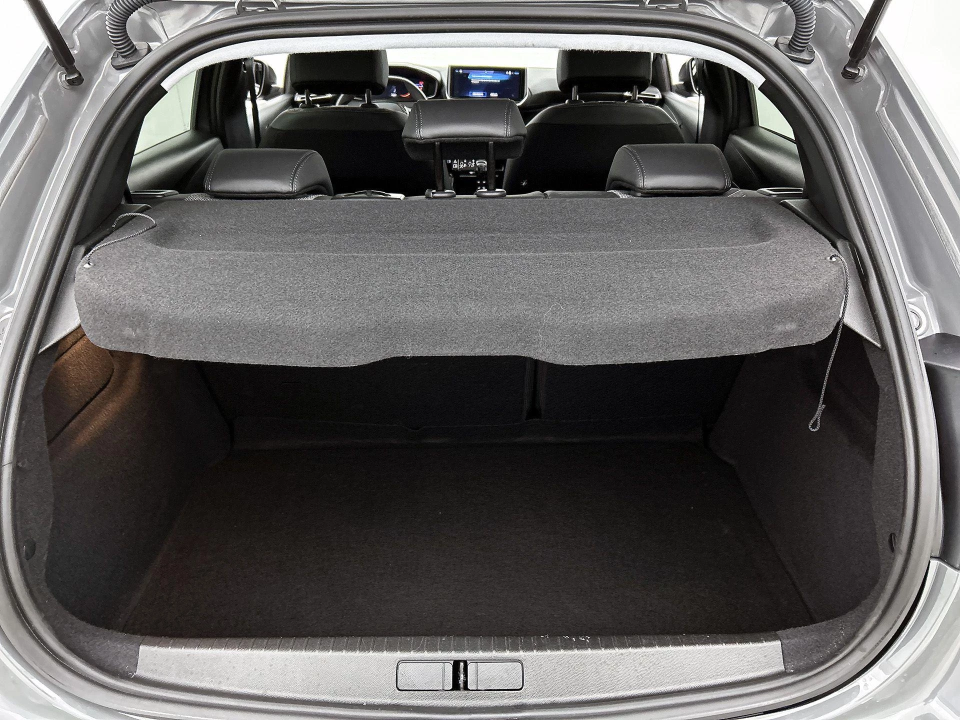 Peugeot-208-image-20