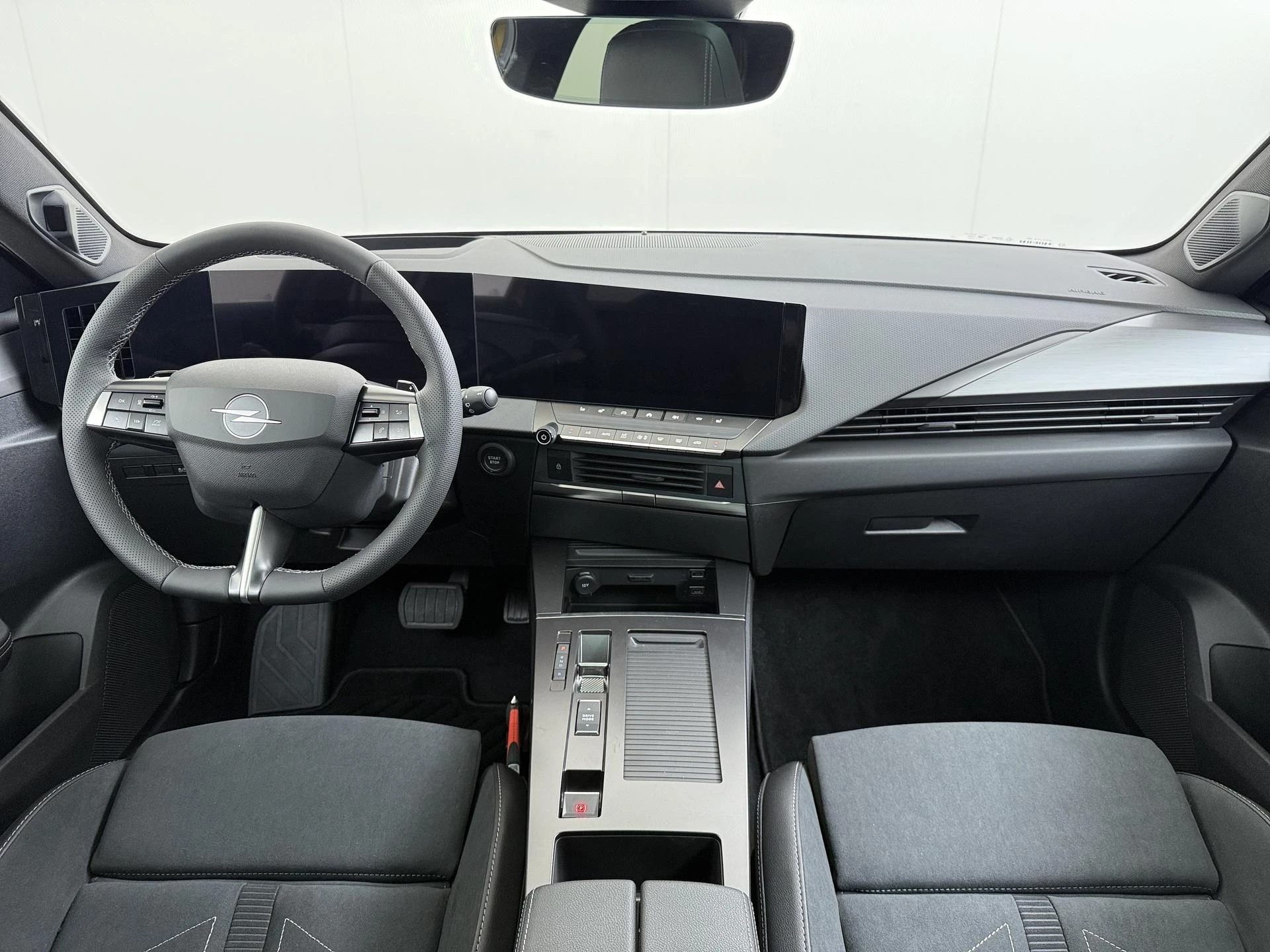 Opel-Astra-image-20