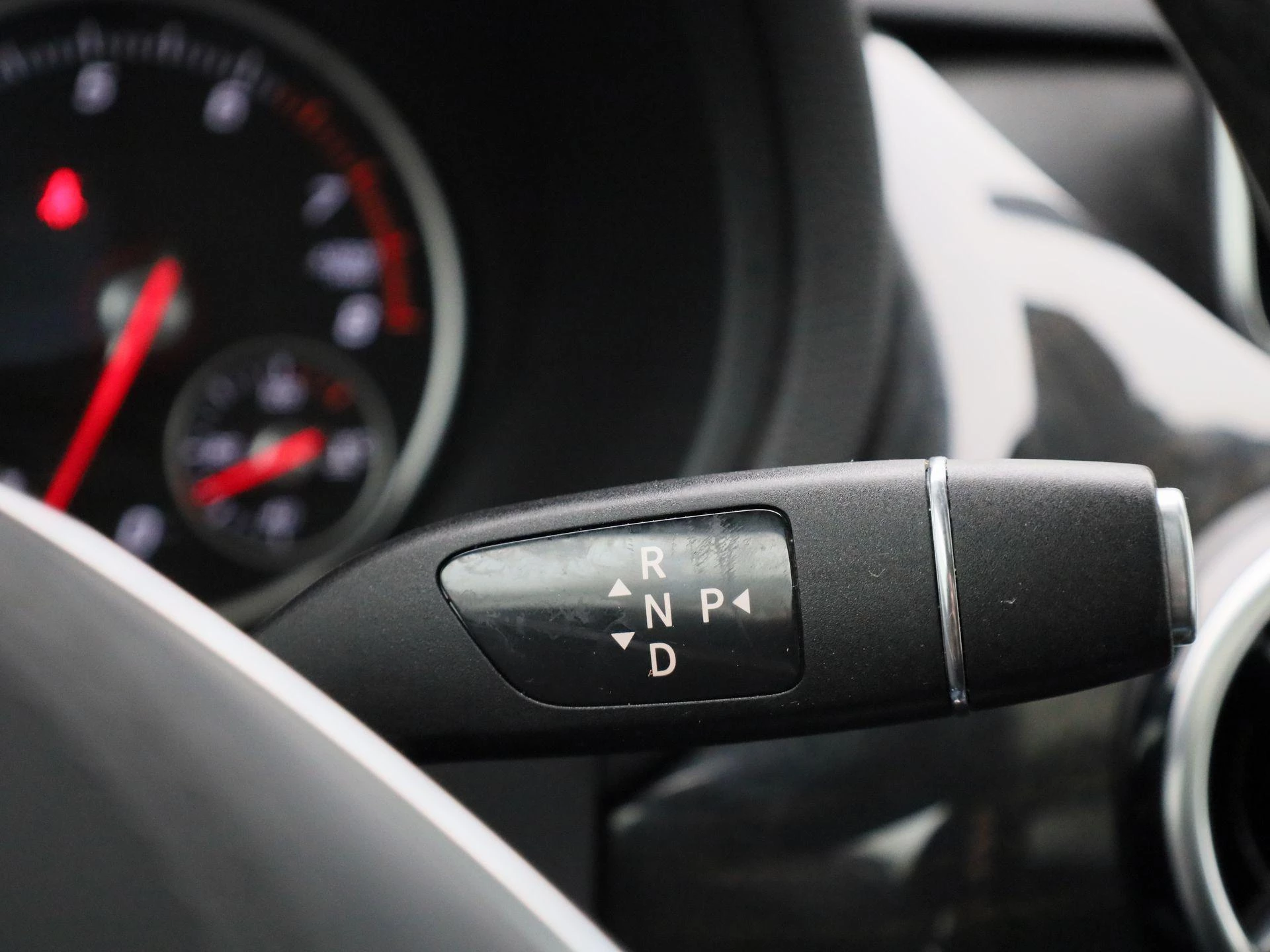 Mercedes-Benz-B-Klasse-image-26