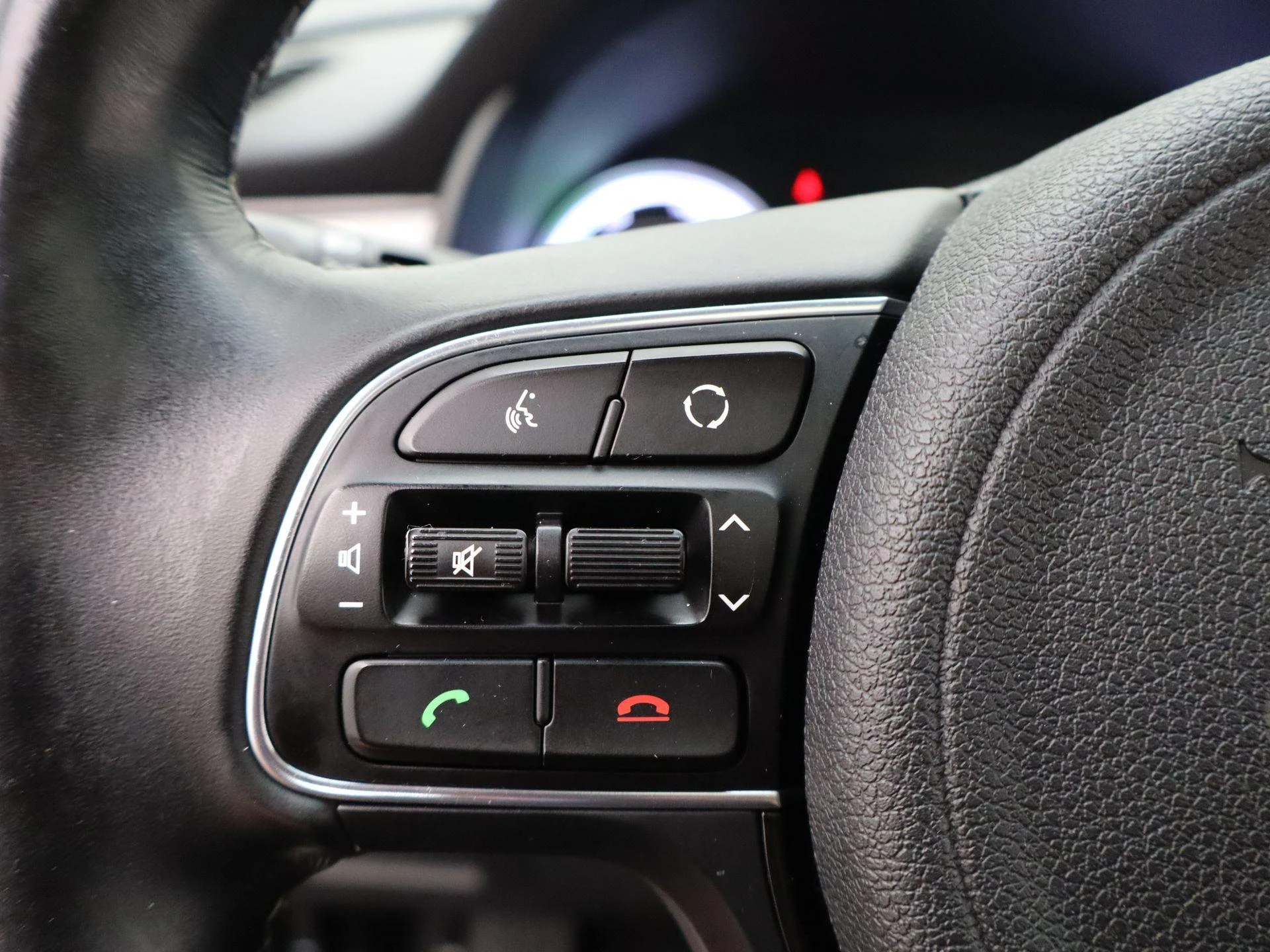 Kia-Niro-image-26