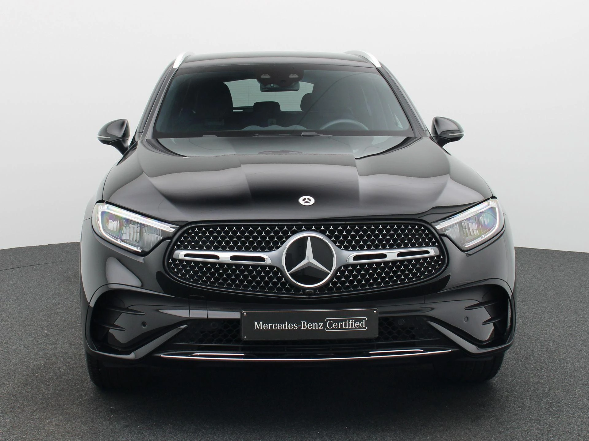 Mercedes-Benz-GLC-image-2