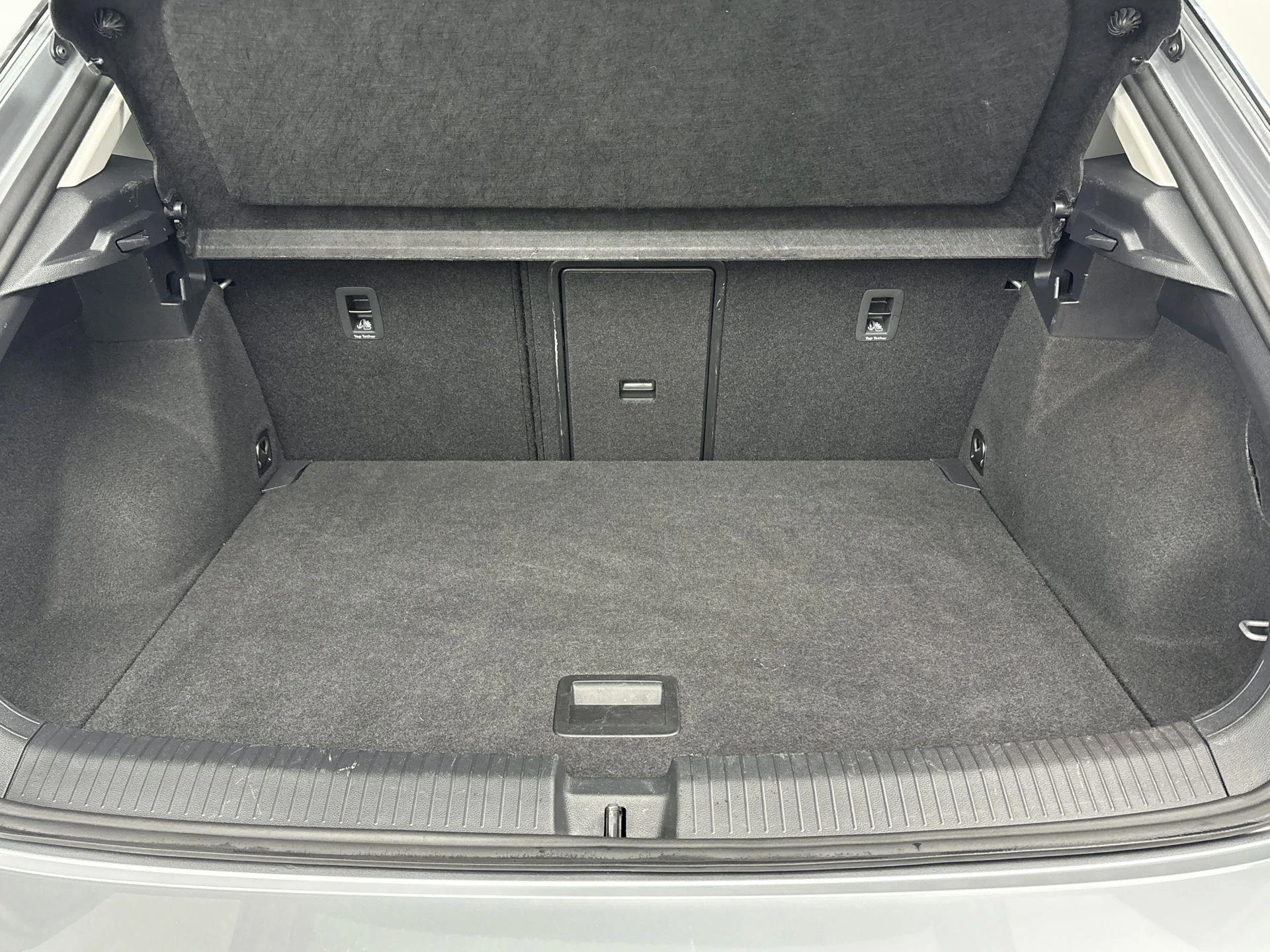 Volkswagen-T-Roc-image-22