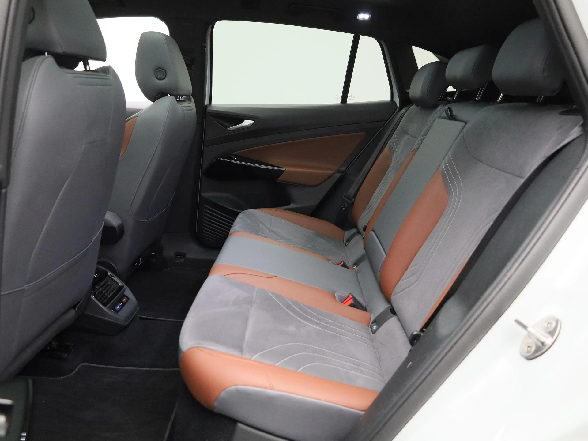 Volkswagen-ID.4-image-10