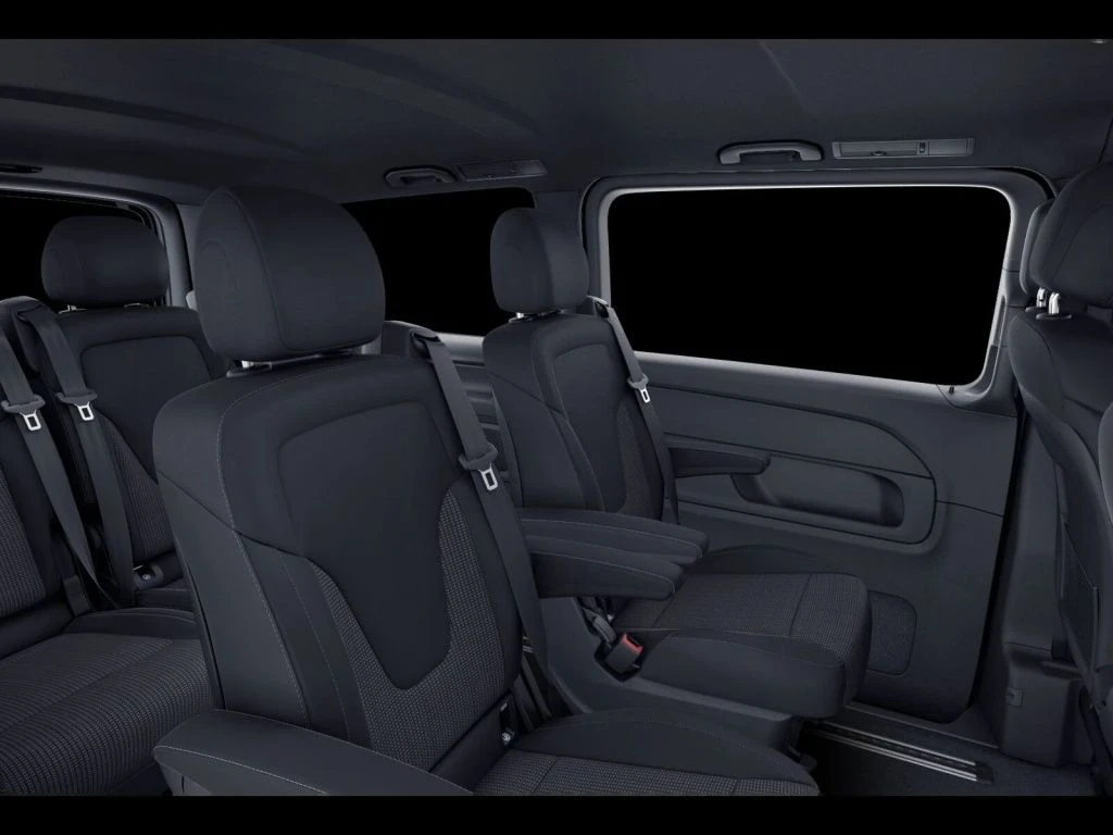 Mercedes-Benz-V-Klasse 300-image-10