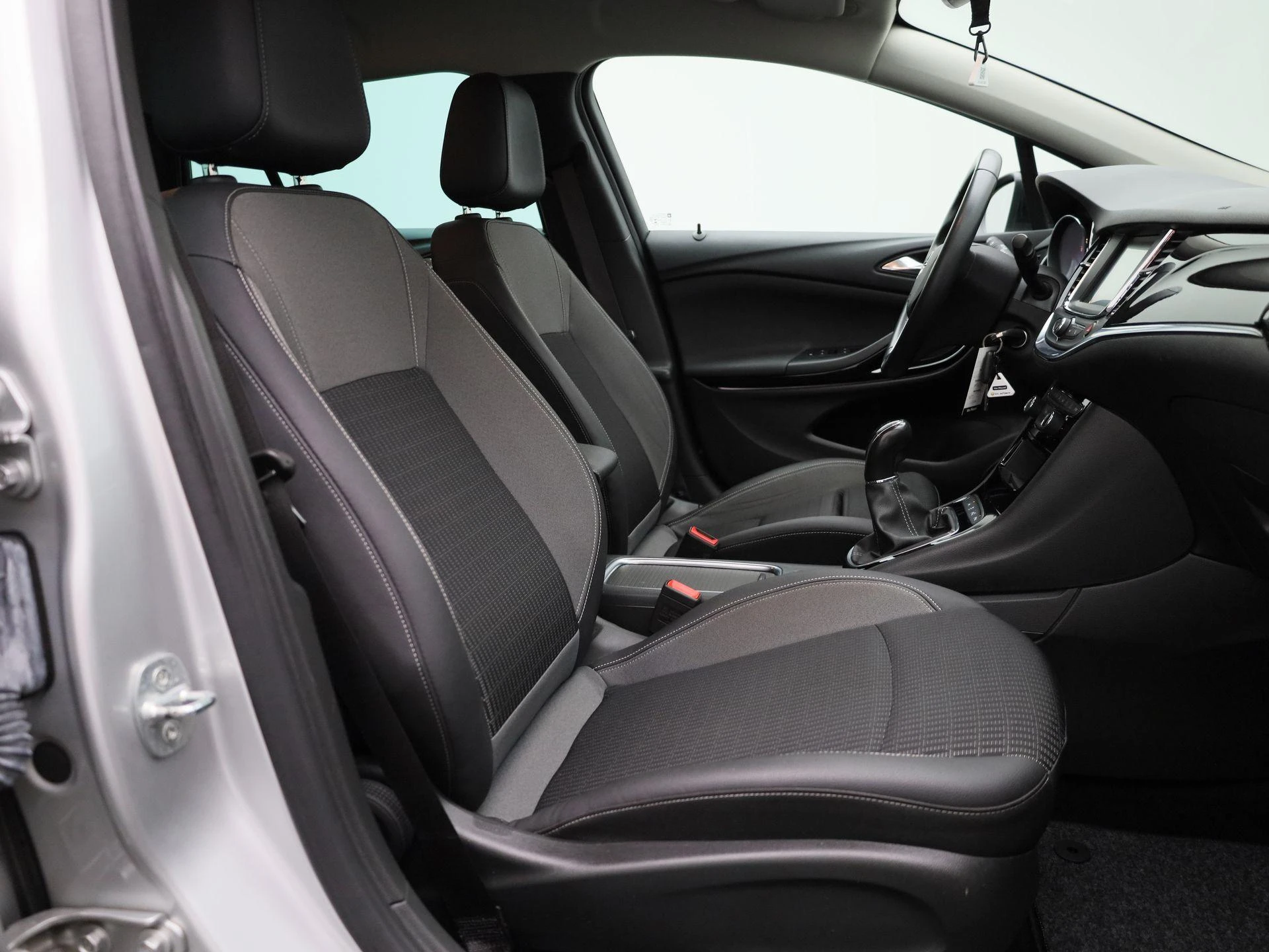 Opel Astra Sports Tourer 1.2 Design & Tech