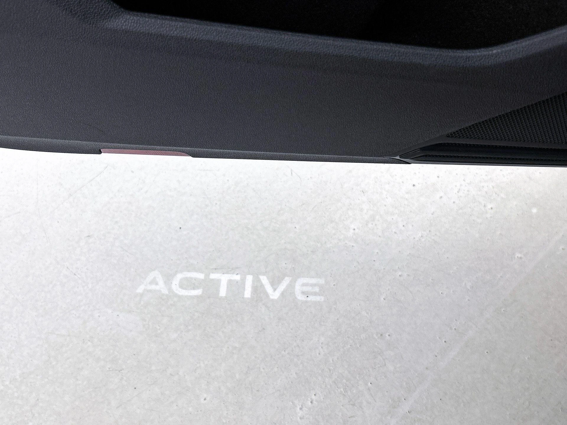 Volkswagen-Tiguan-image-11