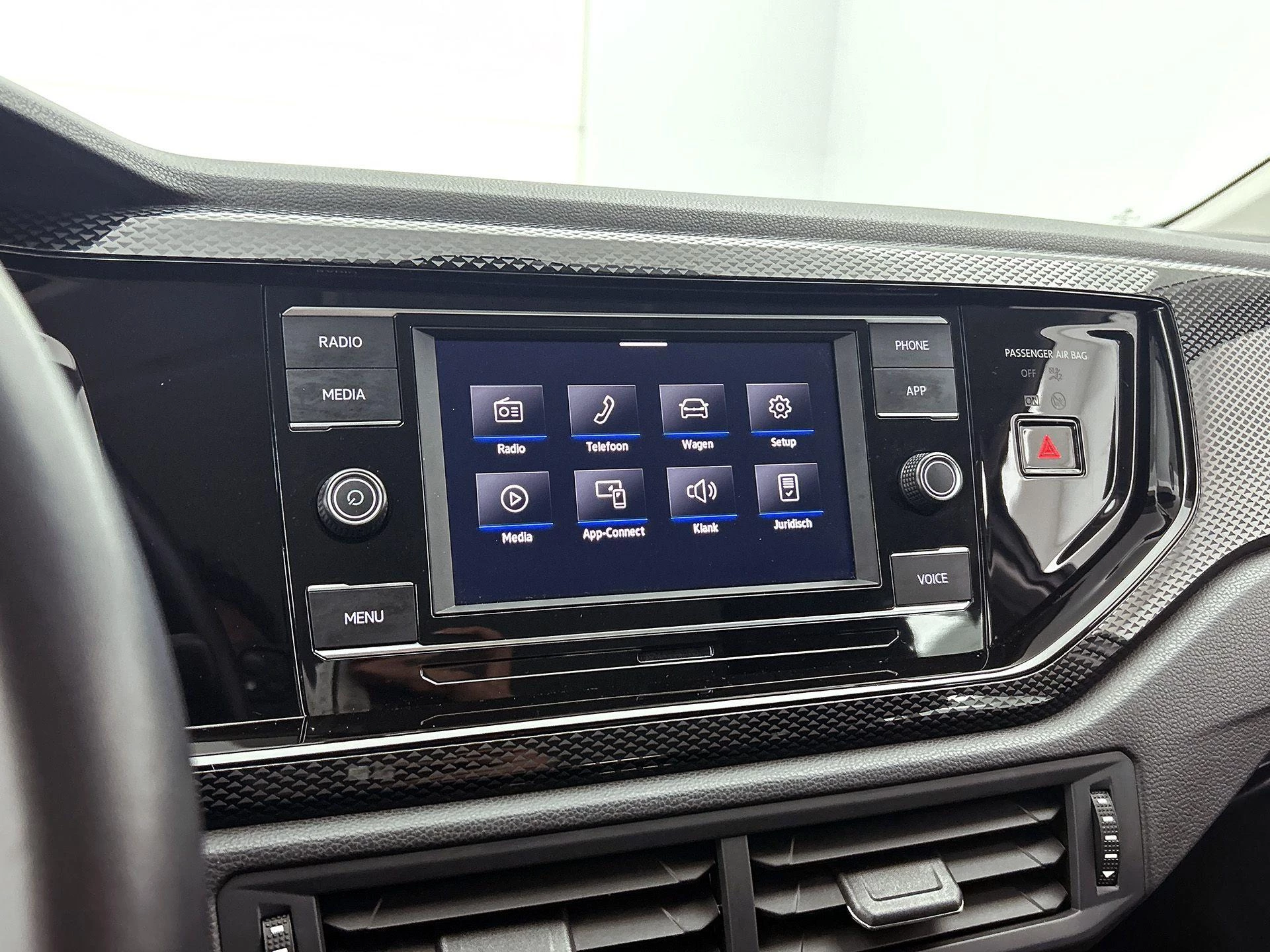 Volkswagen-Taigo-image-24