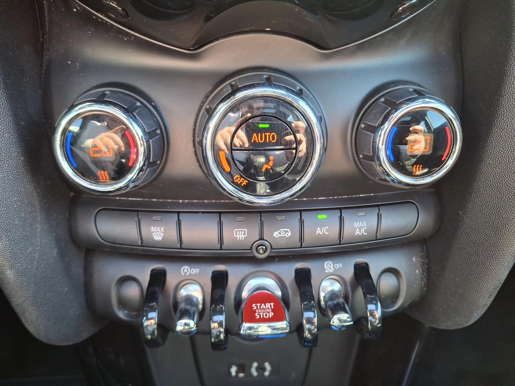 MINI-Cooper-image-16