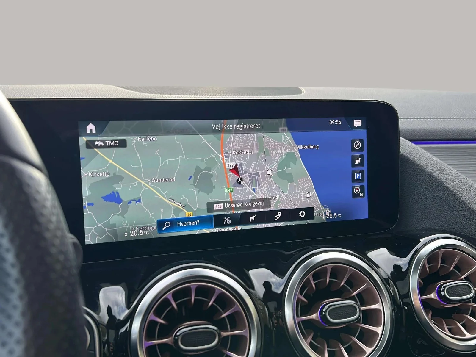 Mercedes-Benz-EQA-image-17