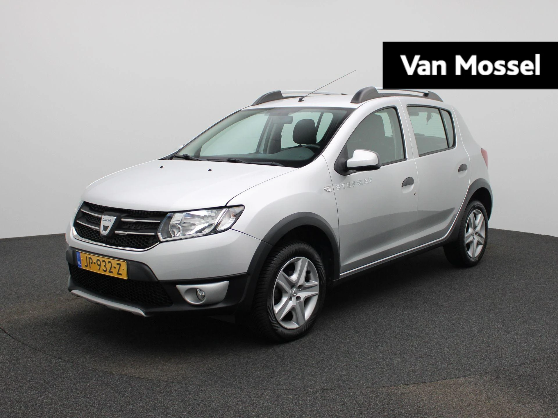 Dacia-Sandero Stepway-image-0