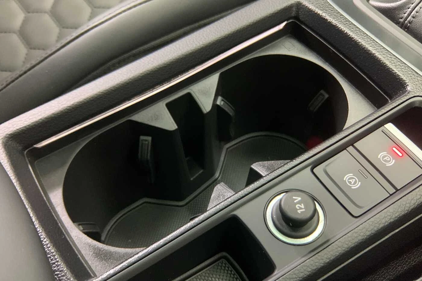 Audi-RSQ3-image-17