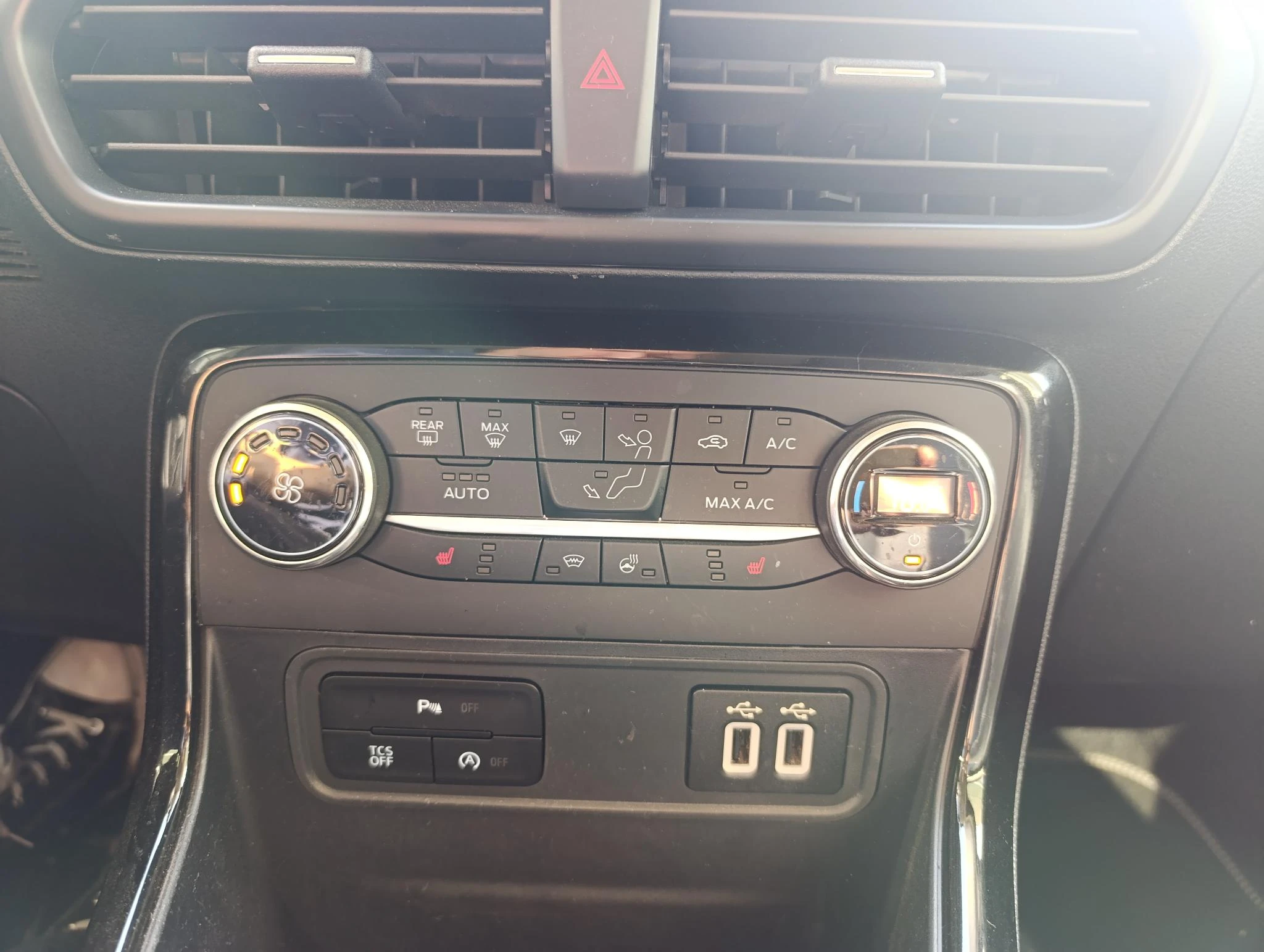 Ford-EcoSport-image-23