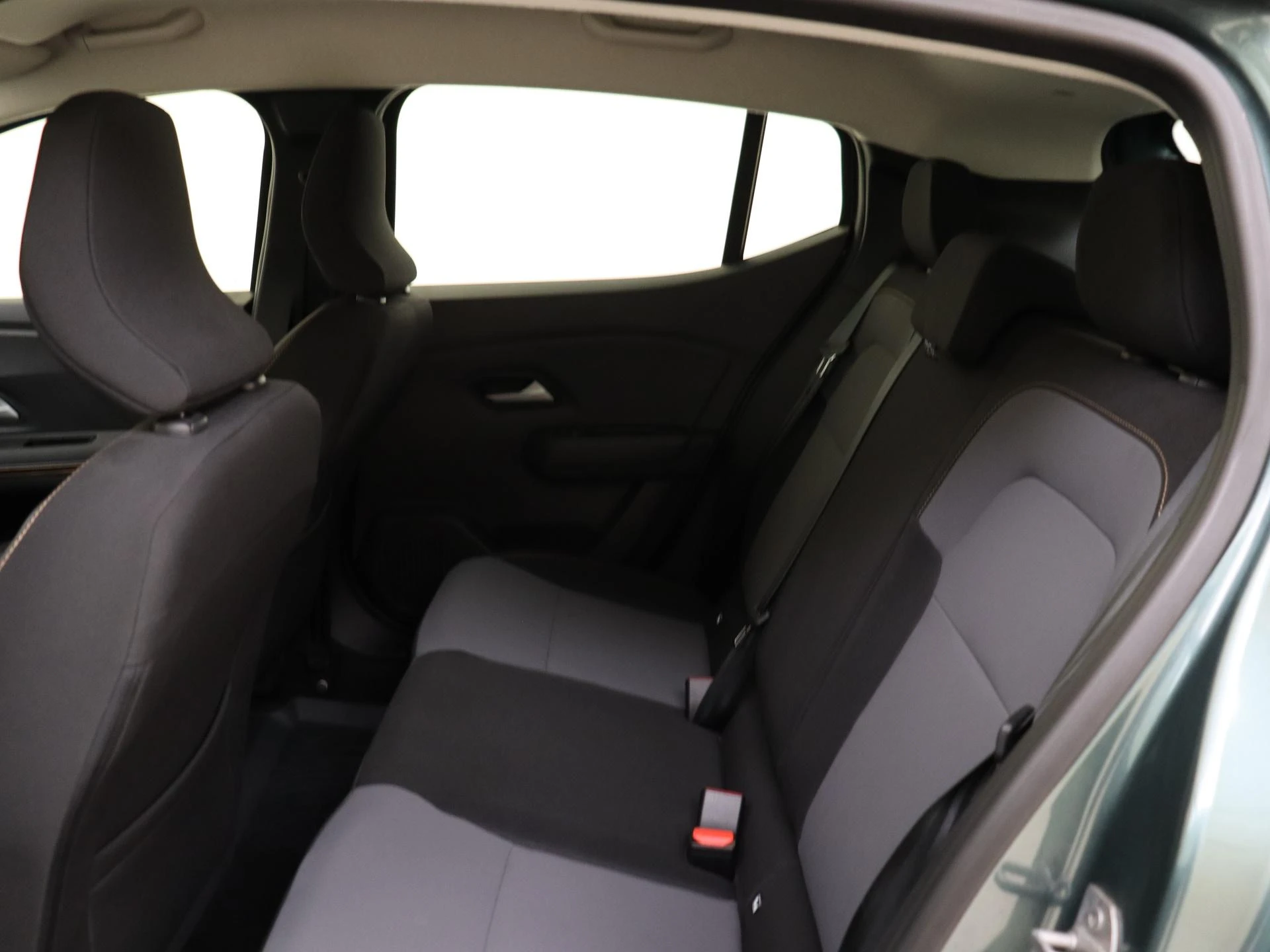 Dacia-Sandero Stepway-image-15