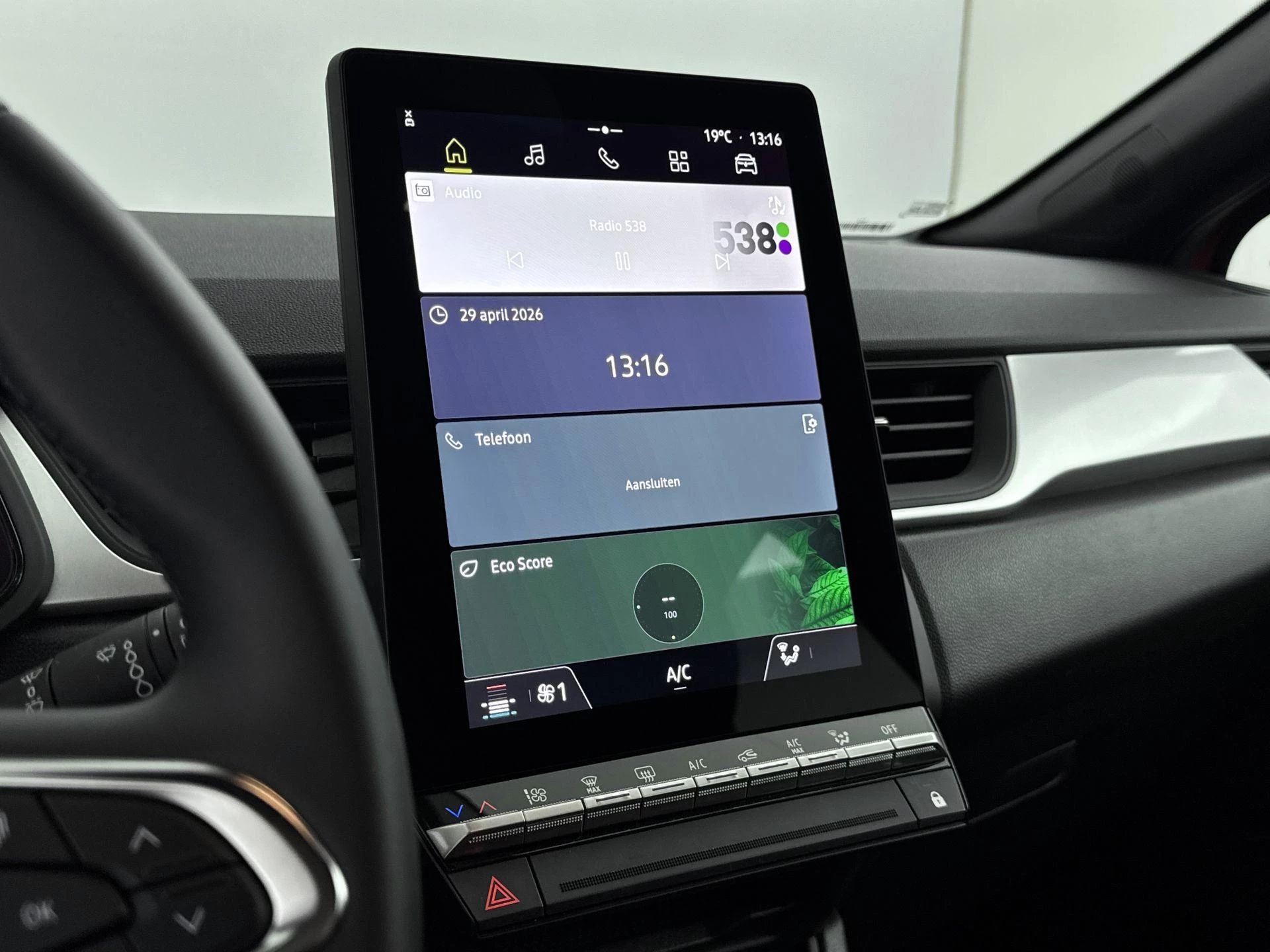Renault-Captur-image-18