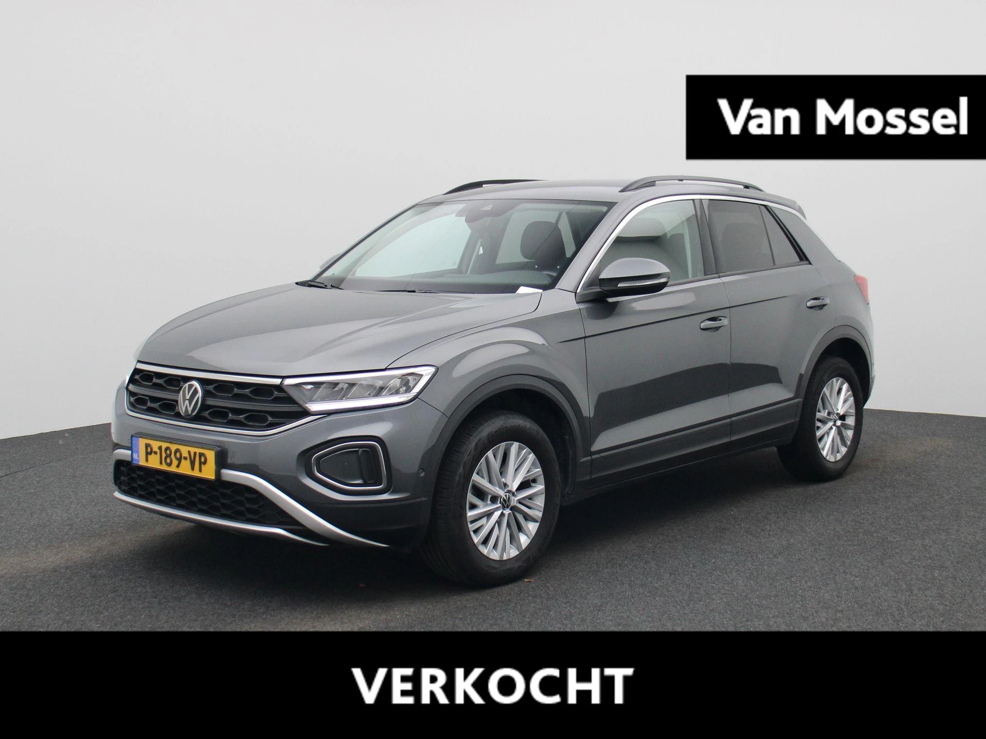Volkswagen-T-Roc-image-0