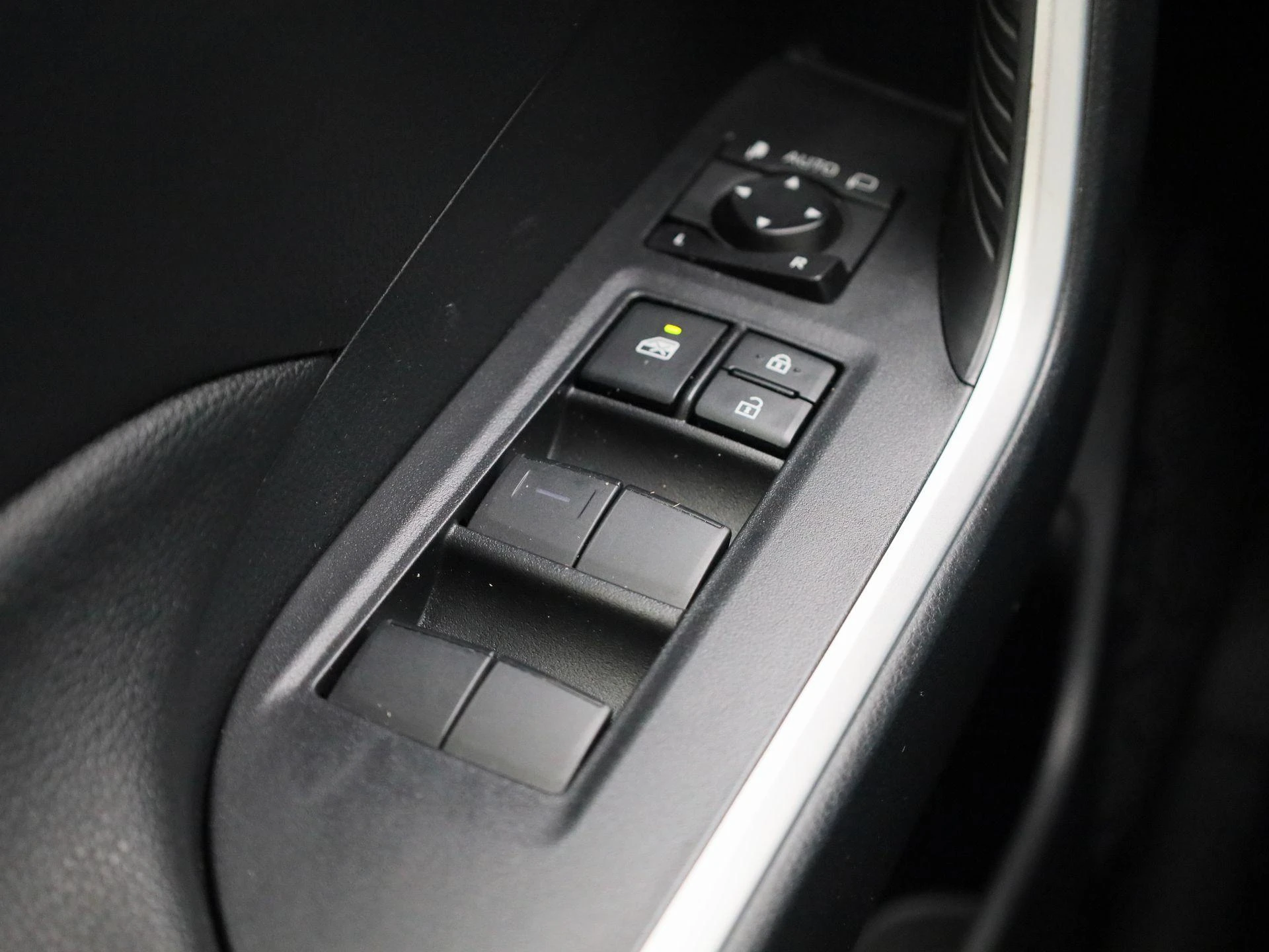 Toyota-RAV4-image-27