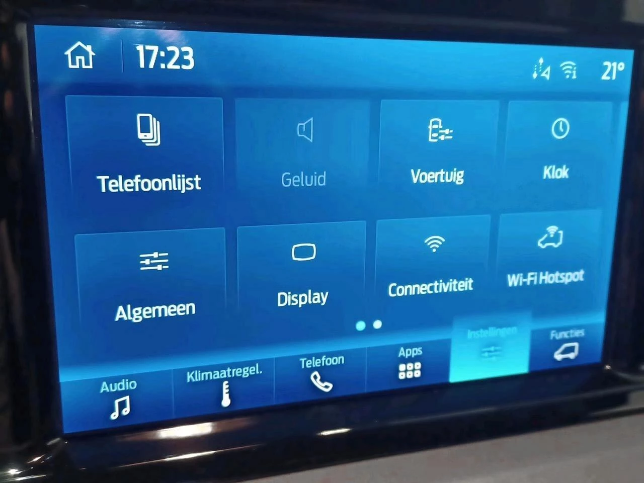 Ford-Transit Courier-image-17