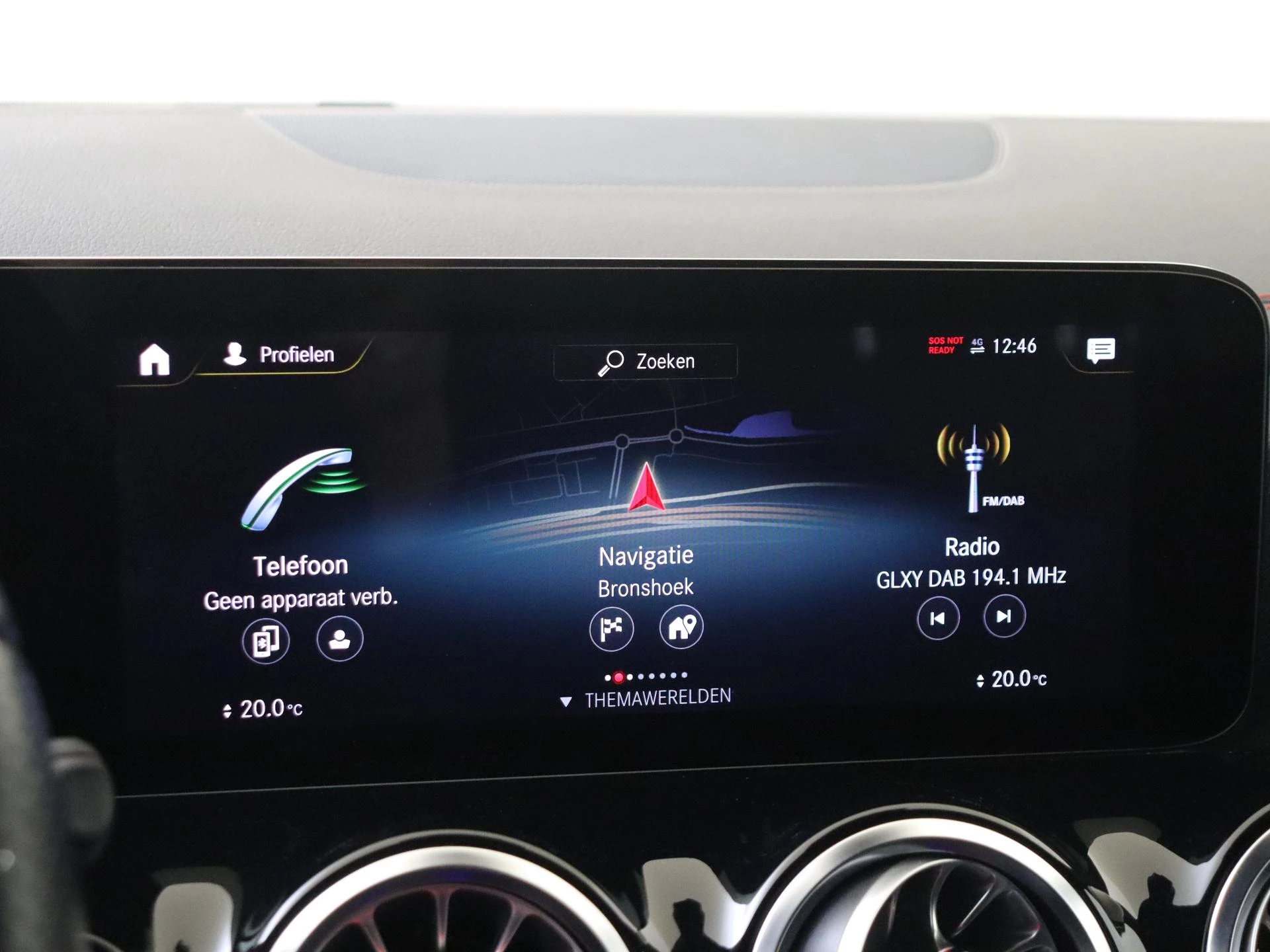 Mercedes-Benz-EQA-image-18