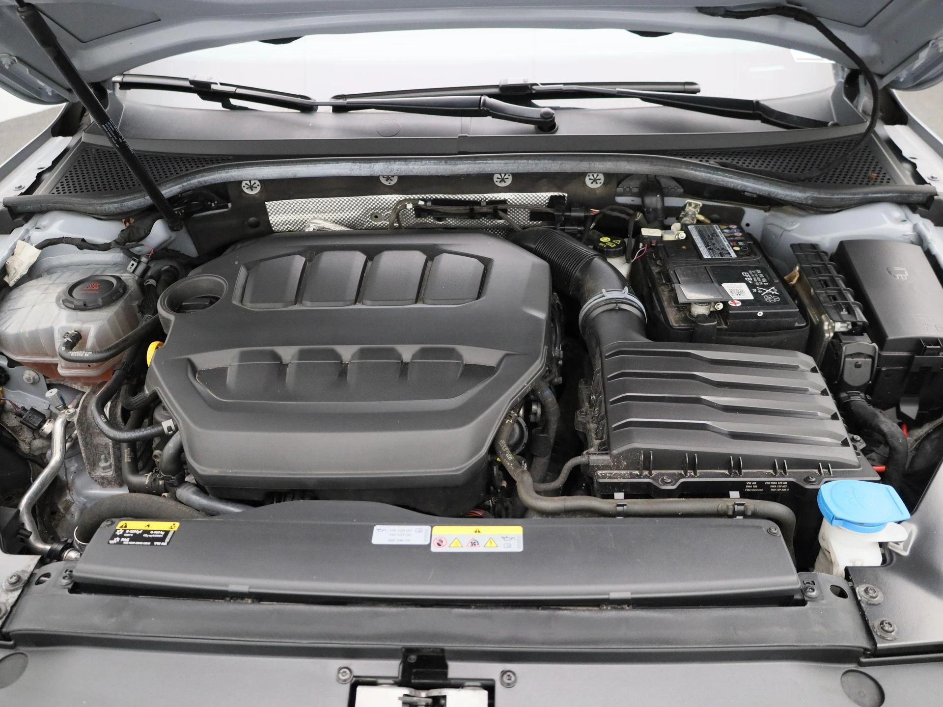 Volkswagen-Passat-image-33