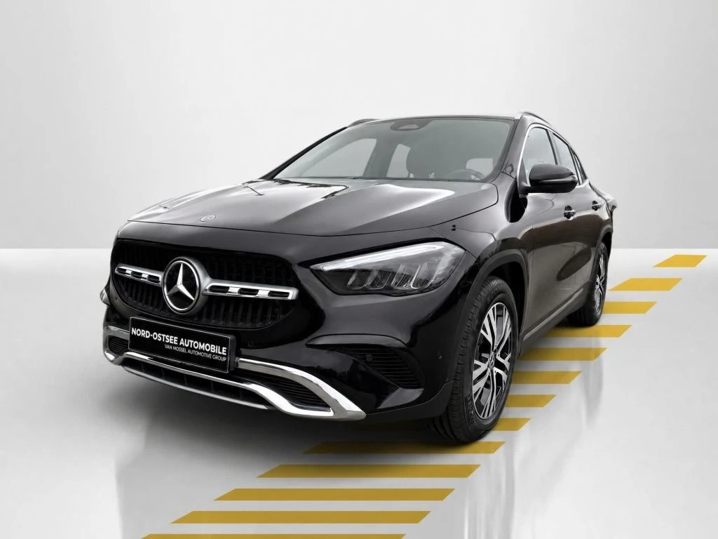 Mercedes-Benz-GLA 200-image-1