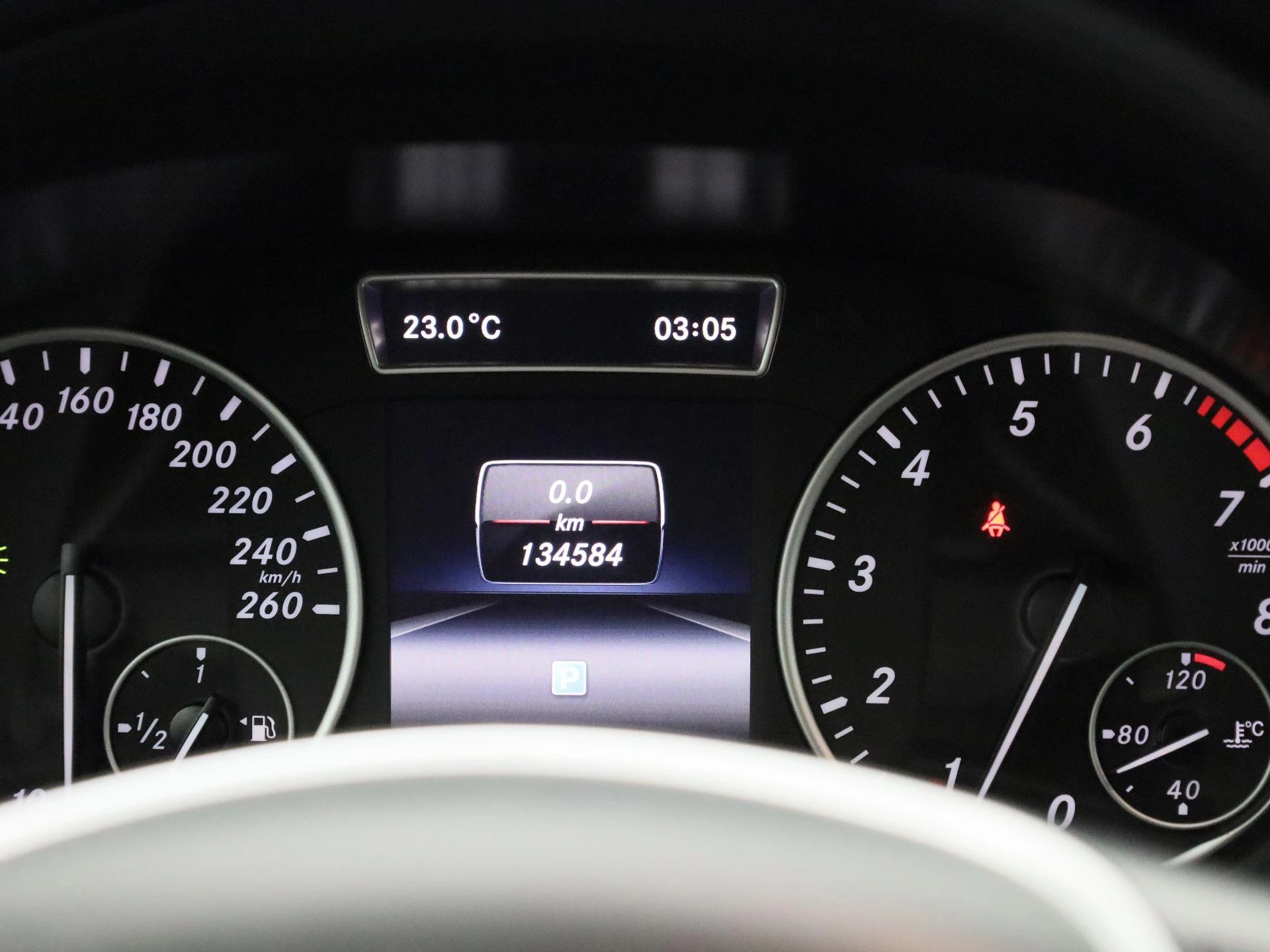 Mercedes-Benz-A-Klasse-image-7