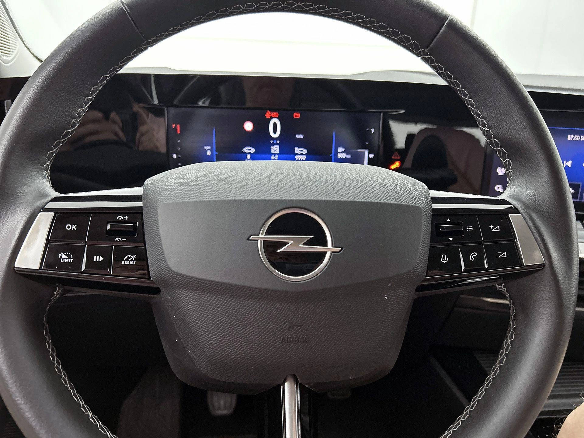 Opel-Astra-image-32