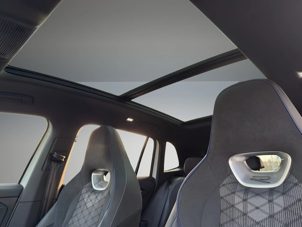 Volkswagen Tiguan 1.5 eTSI R-Line *PANO*360°*AHK*MATRIX*