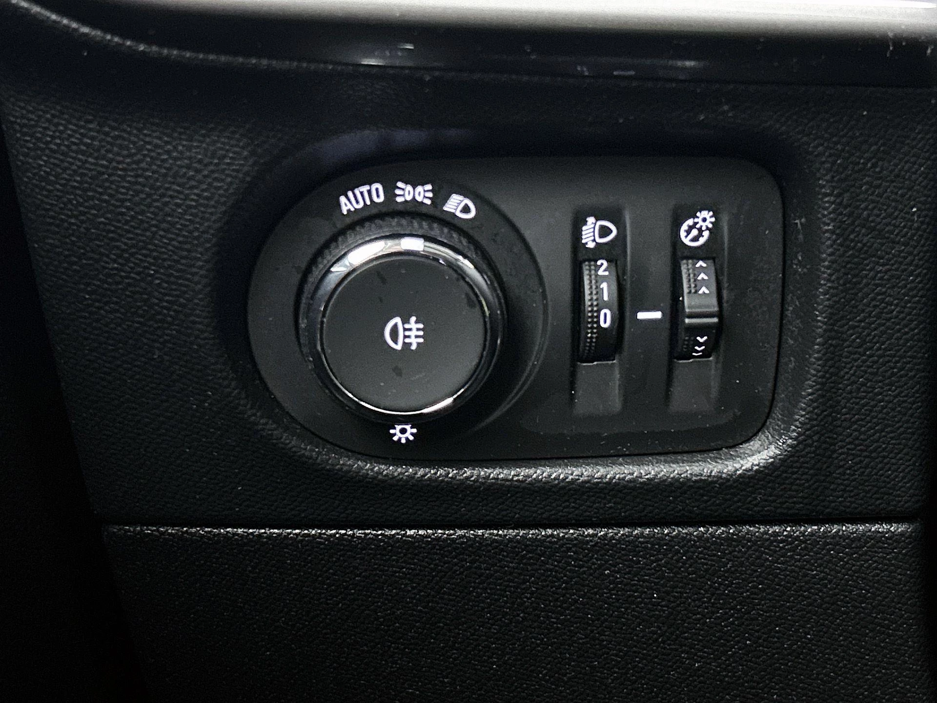 Opel-Mokka-image-18