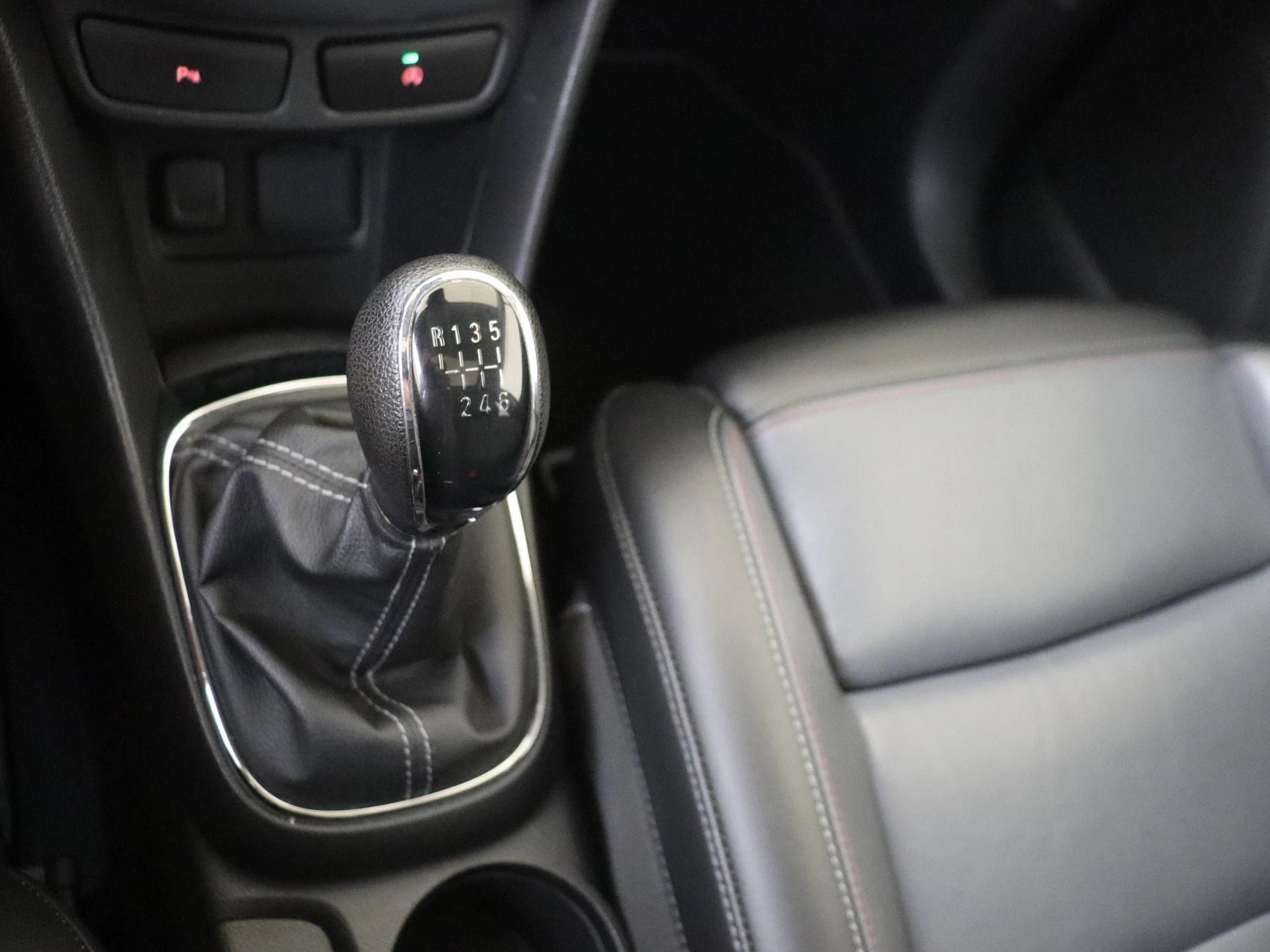Opel-Mokka-image-17