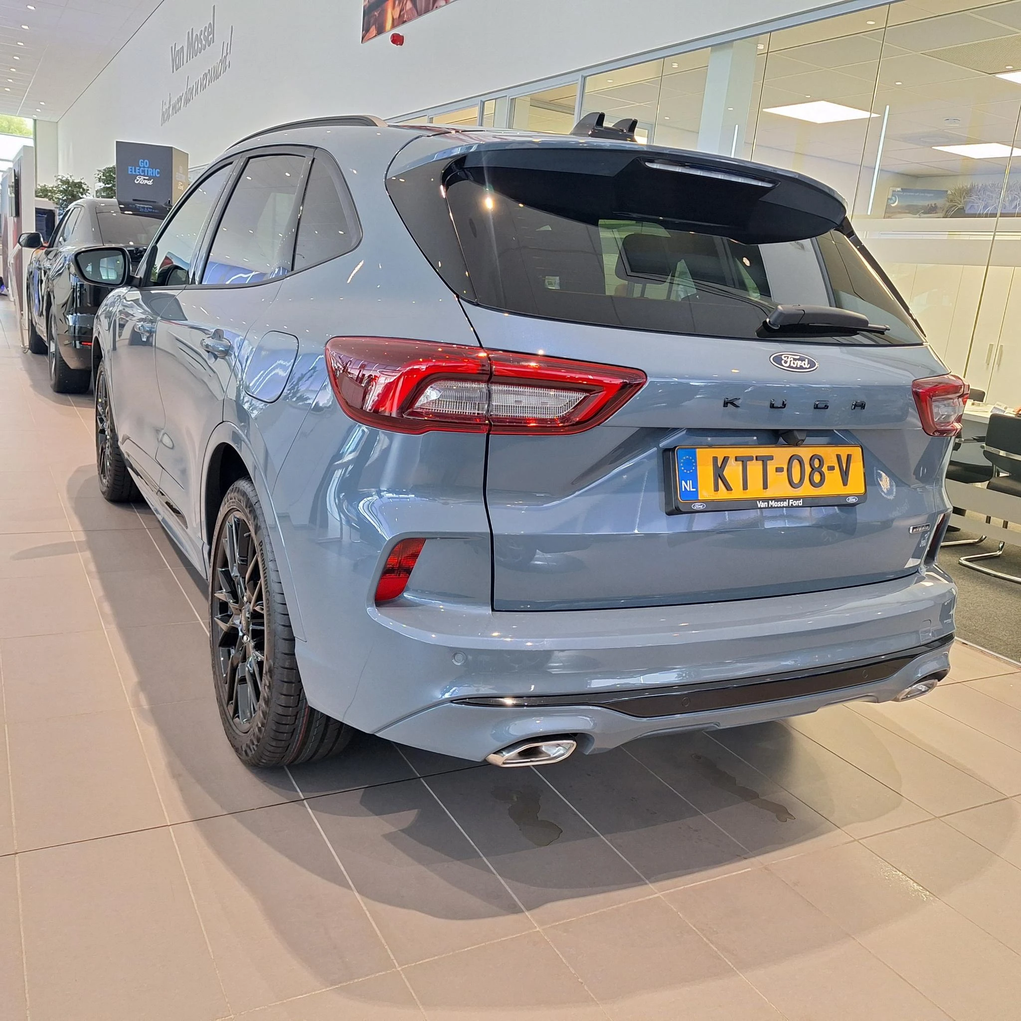 Ford-Kuga-image-4