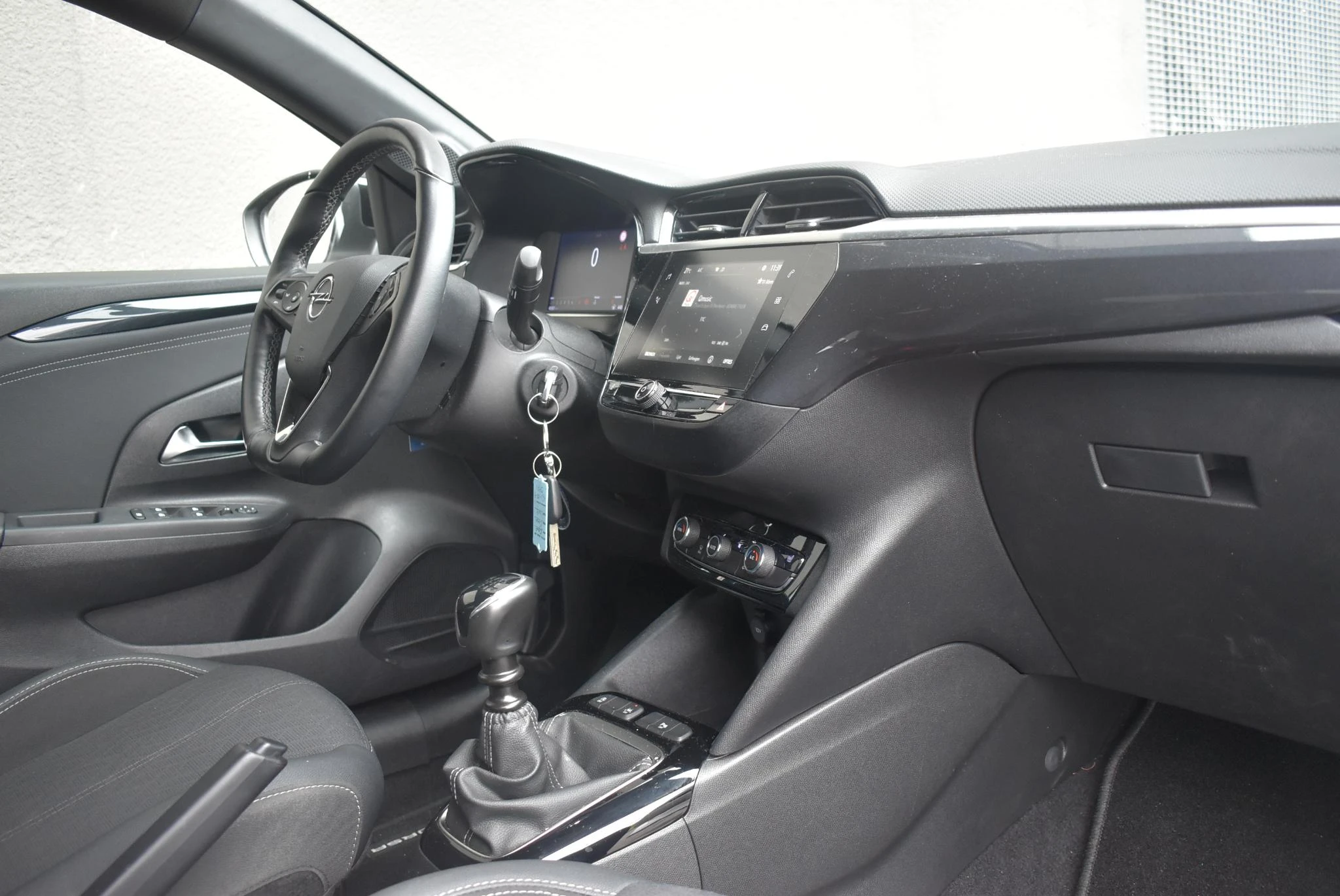 Opel-Corsa-image-17