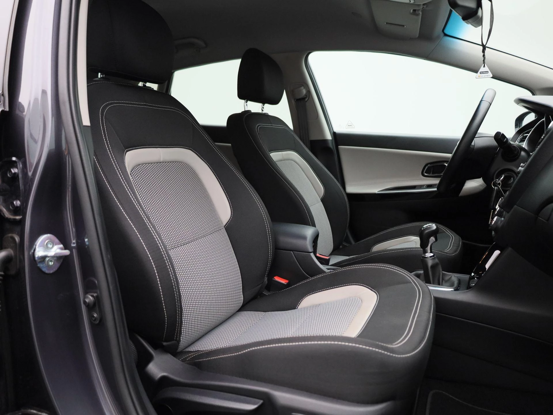 Kia cee'd 1.6 GDI BusinessLine