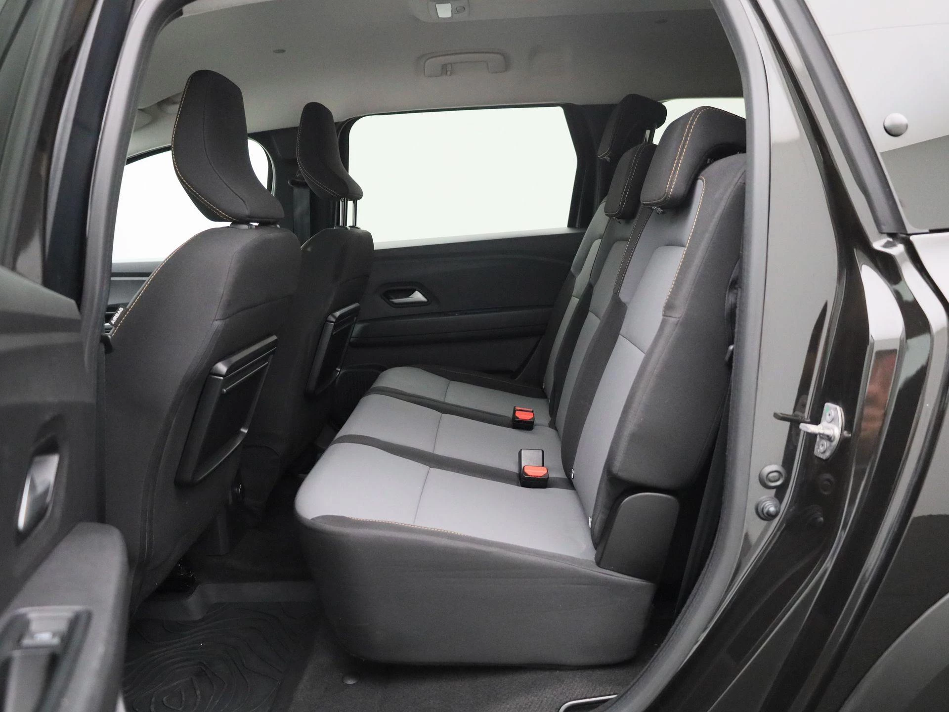 Dacia-Jogger-image-11