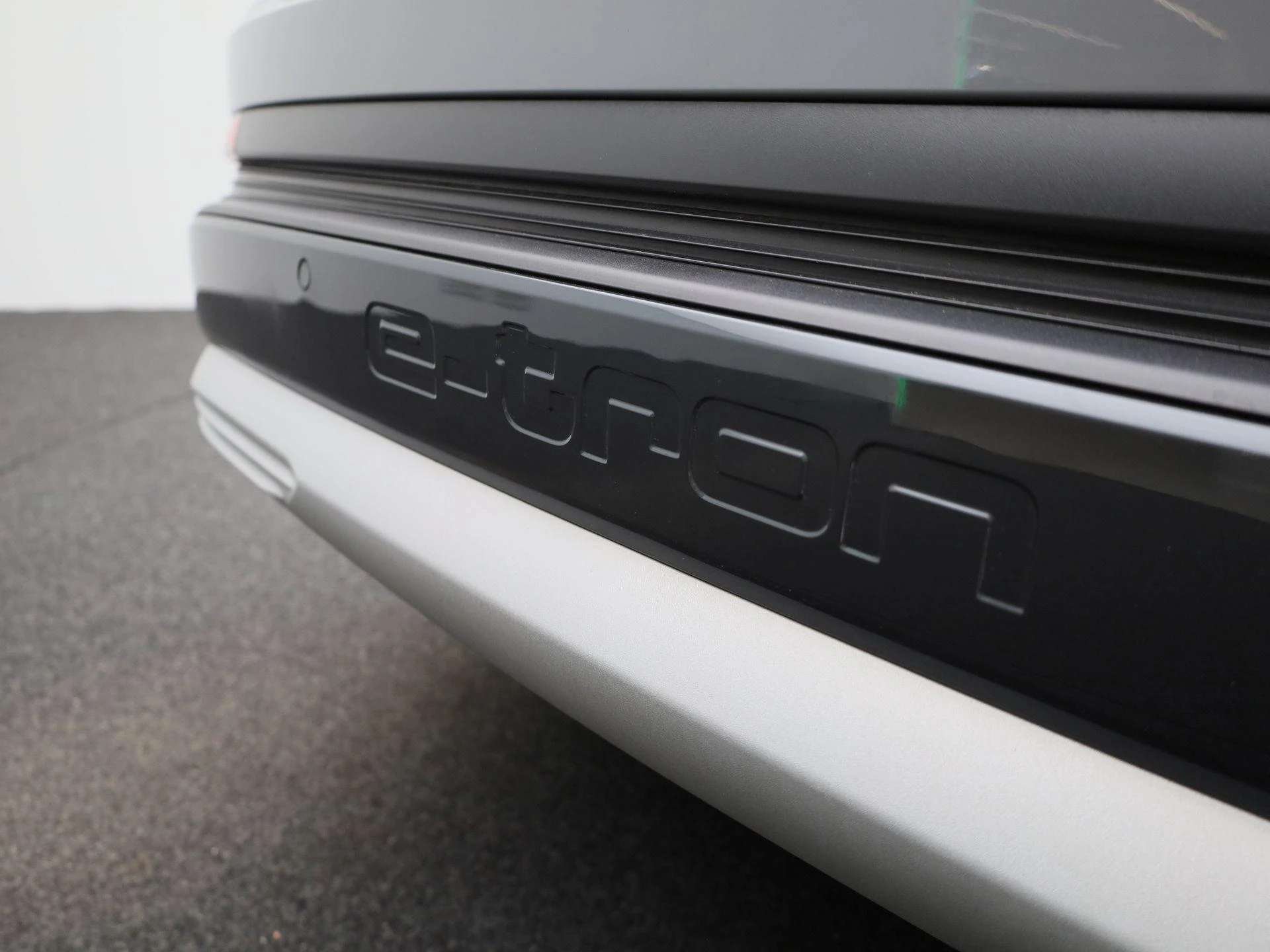Audi-Q4 e-tron-image-42