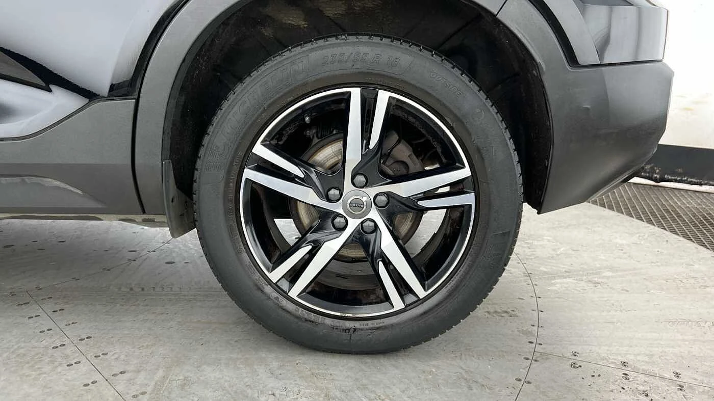 Volvo-XC40-image-10