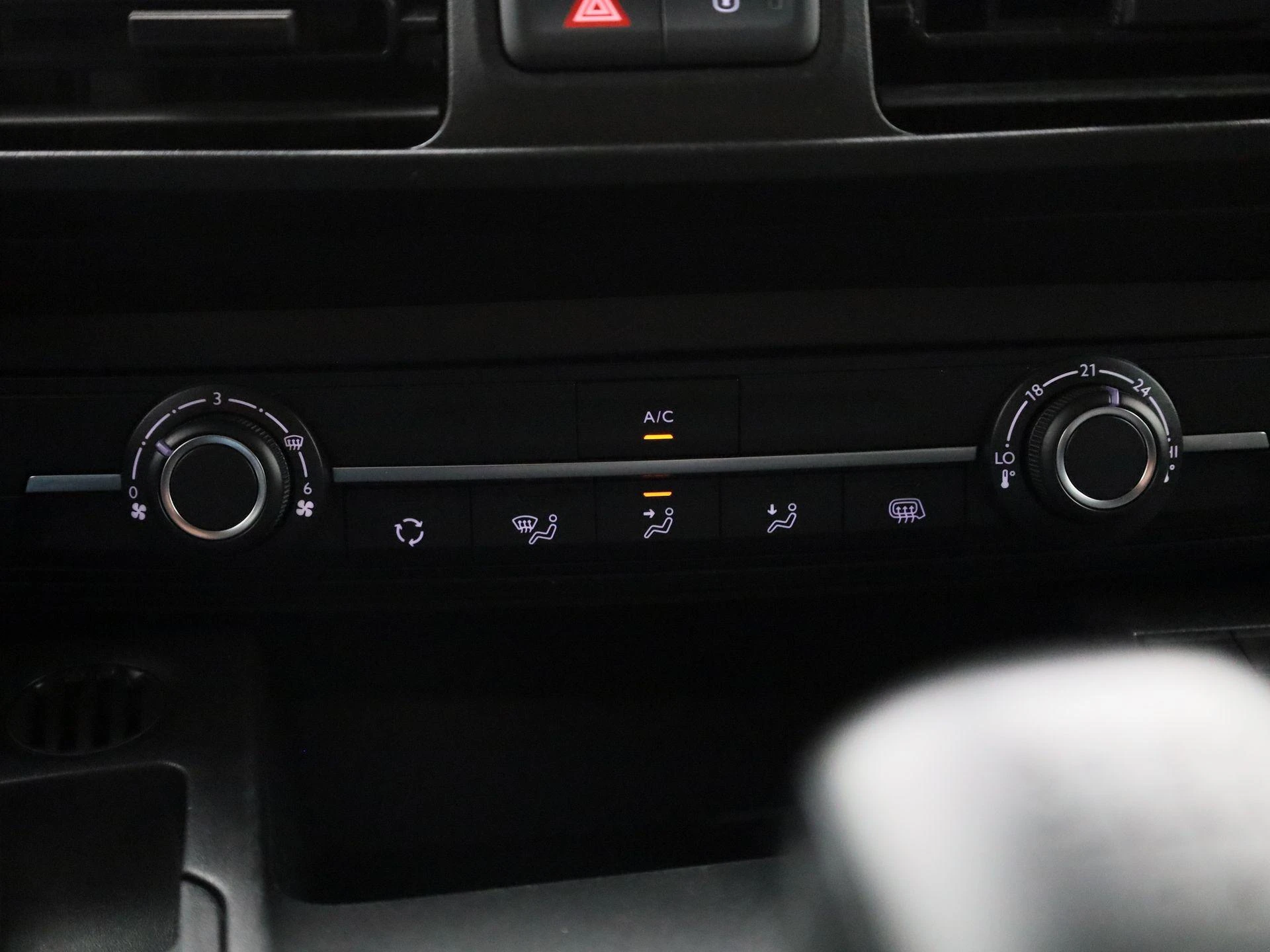 Opel-Combo-image-25