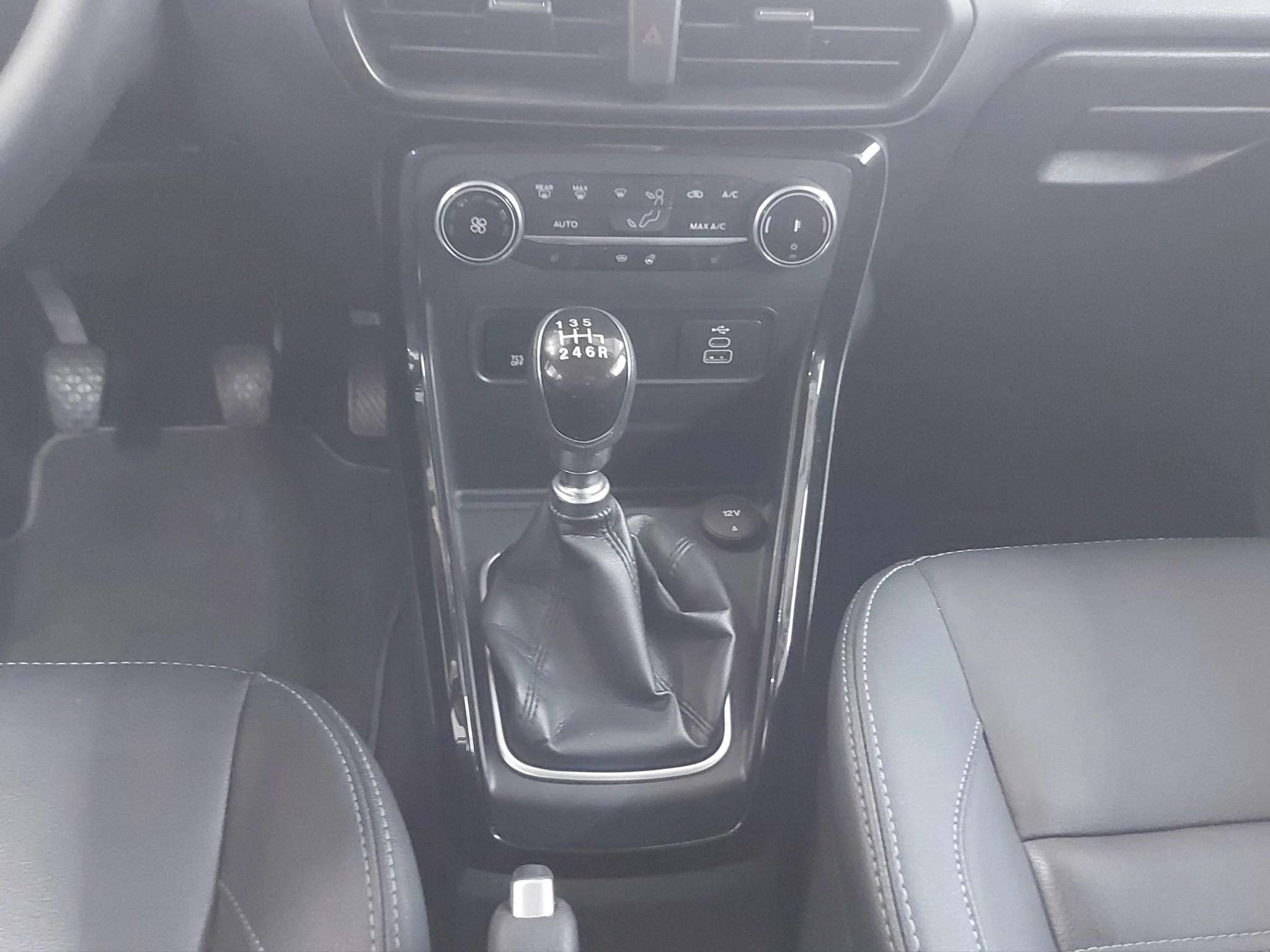 Ford-EcoSport-image-13
