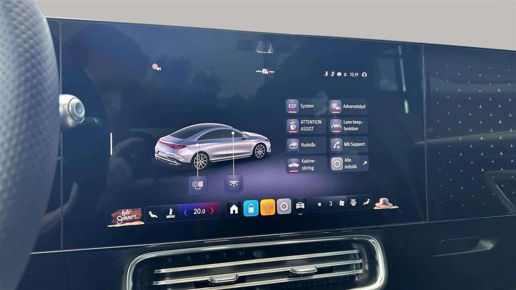 Mercedes-Benz-CLA-image-15